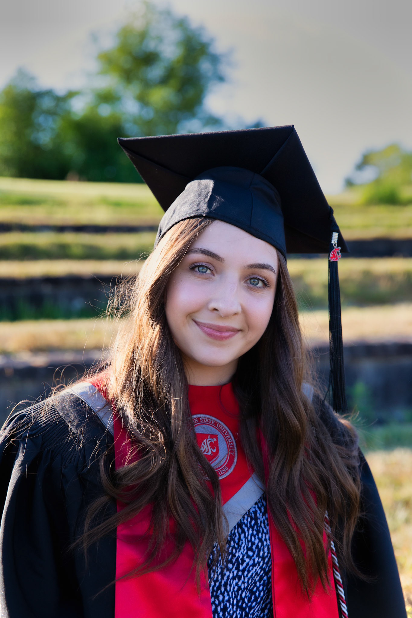 Graduation Photos, soft light, golden hour, Vancouver Washington photography