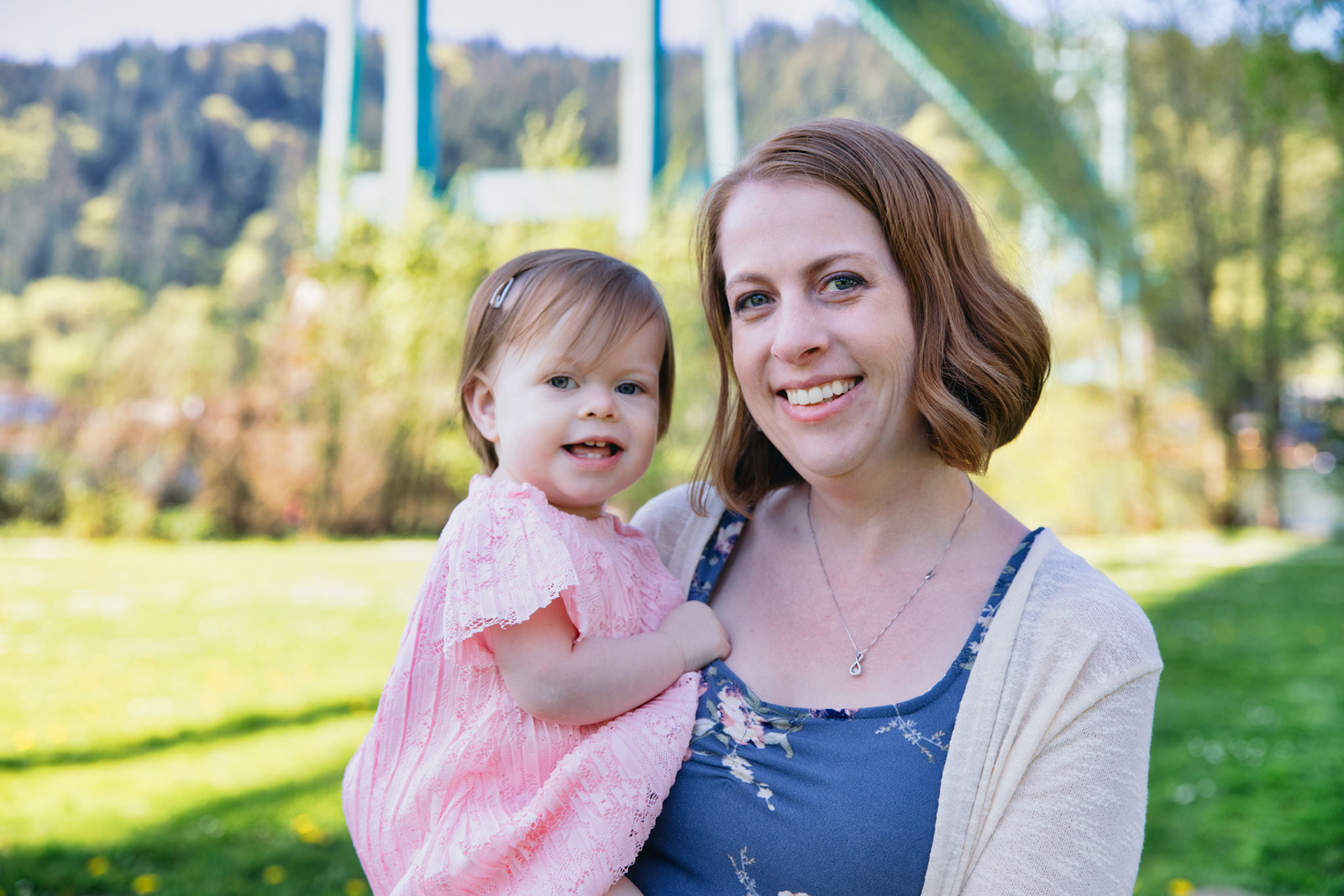 Family Photos, Vancouver Wa Photography, Portland Oregon, Family pictures, sunshine, joy