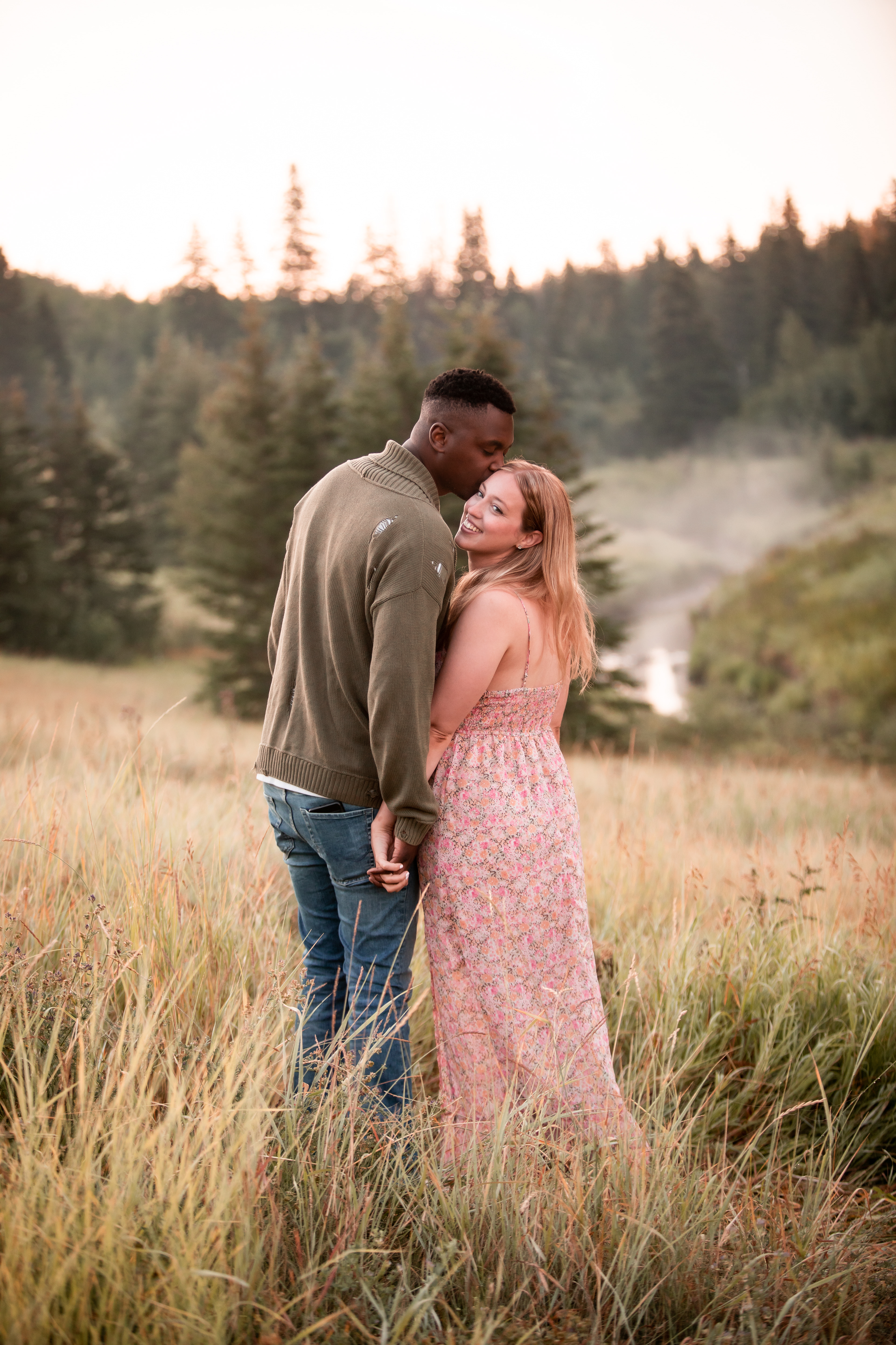 engagement photoshoot at sunrise in Edmonton