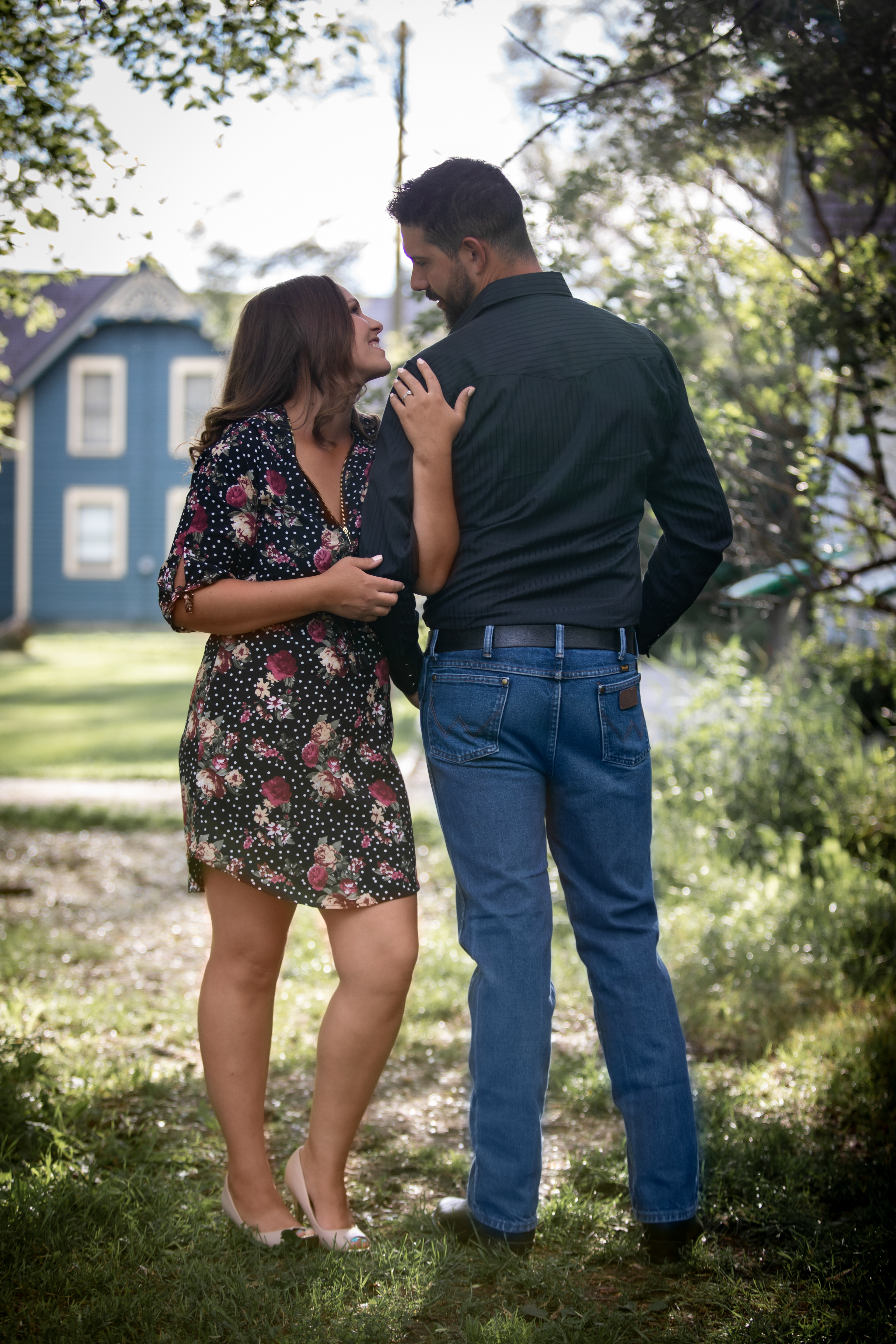 couple at Kinsmen Park in Edmonton