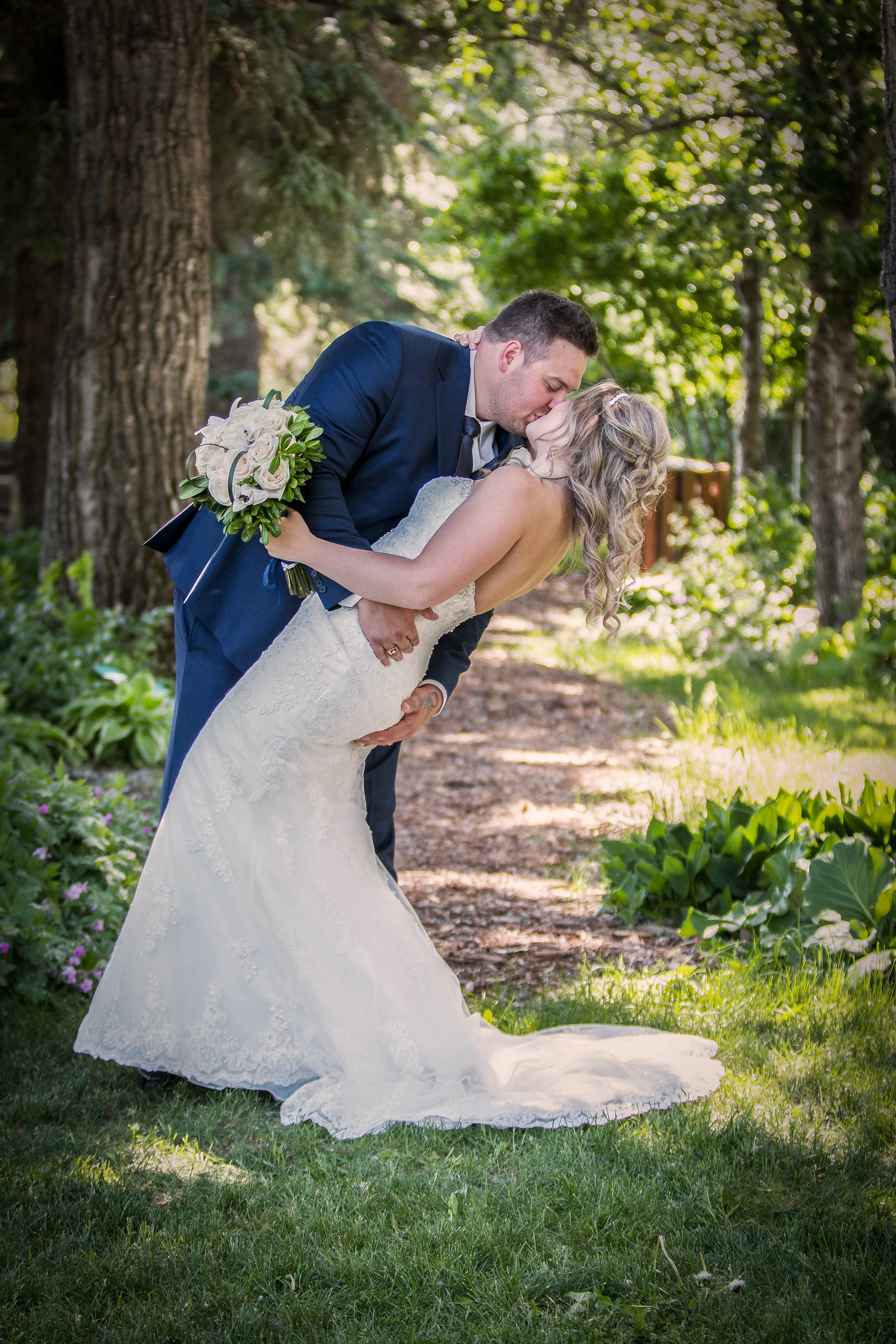 Bride and groom in the spring in Edmonton