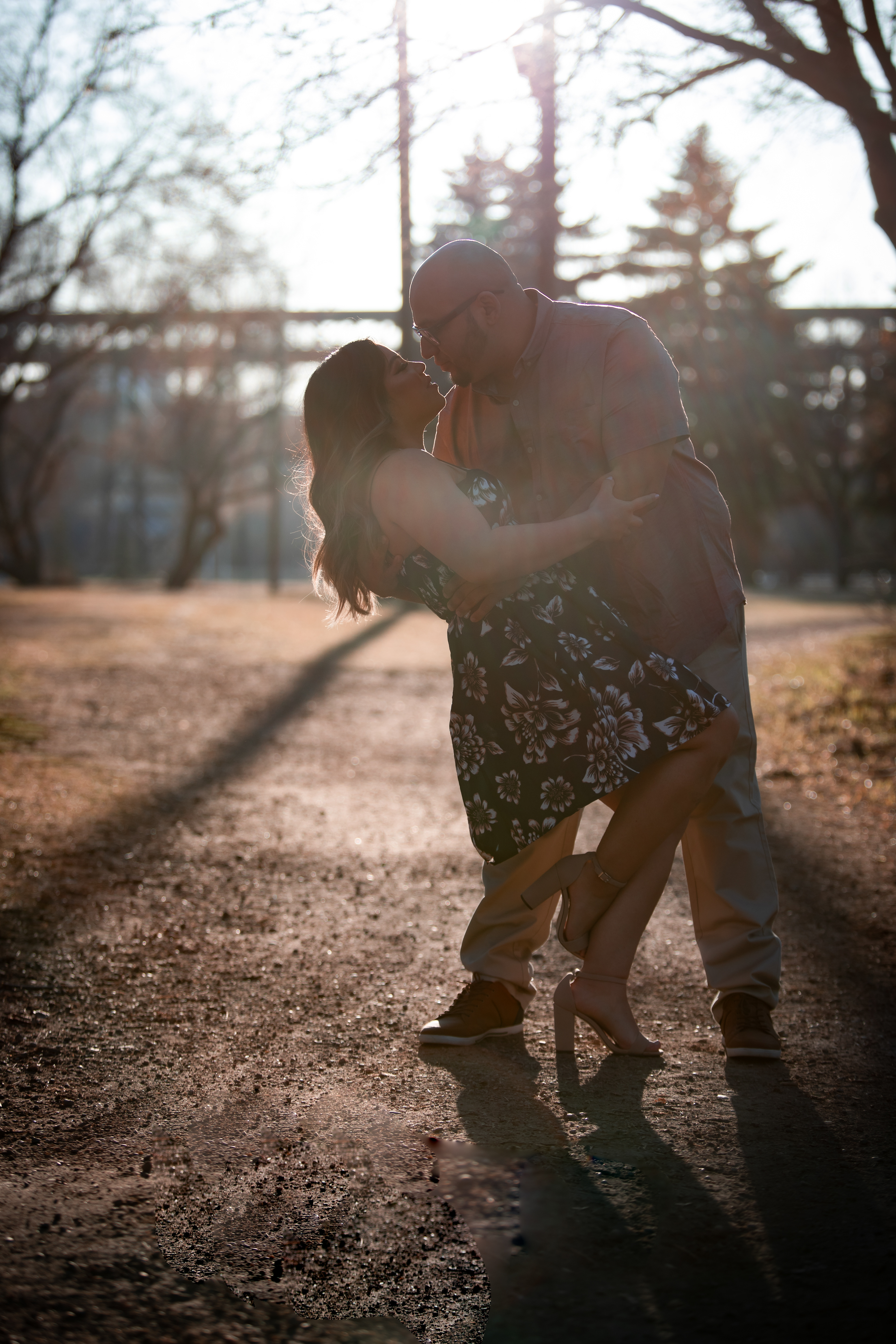 Man dipping woman for a kiss