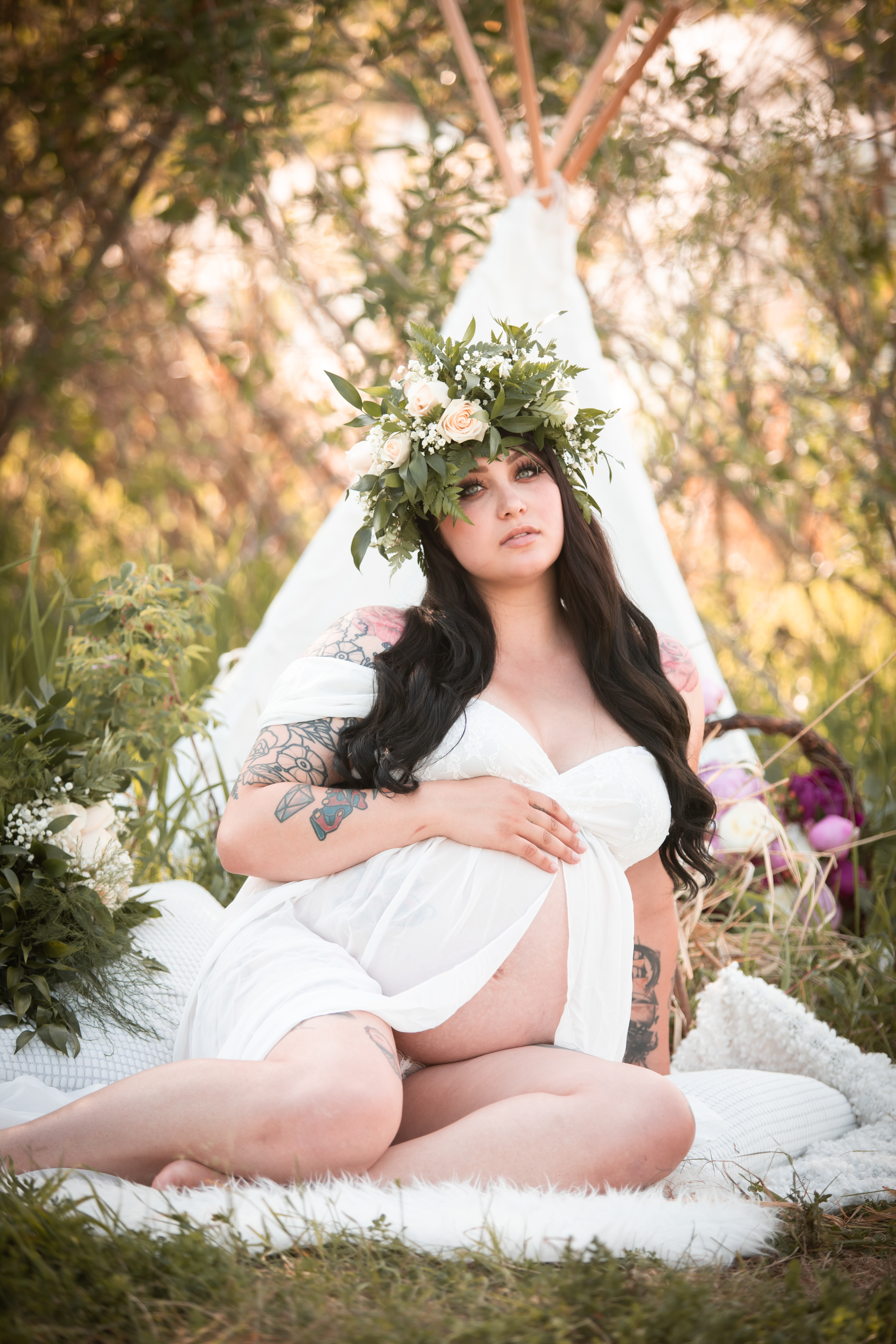 mom to be sitting