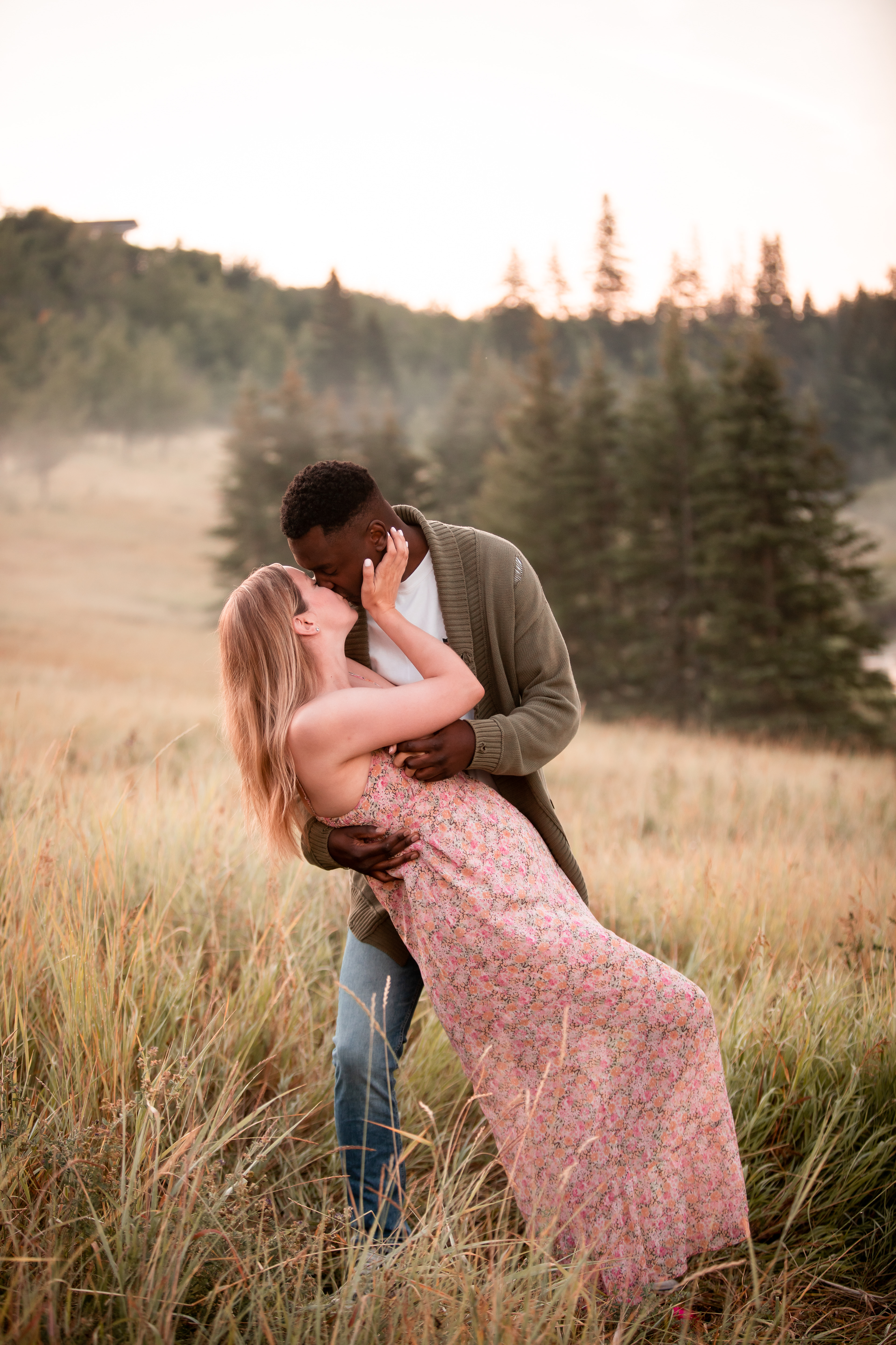 engagement photoshoot at sunrise in Edmonton