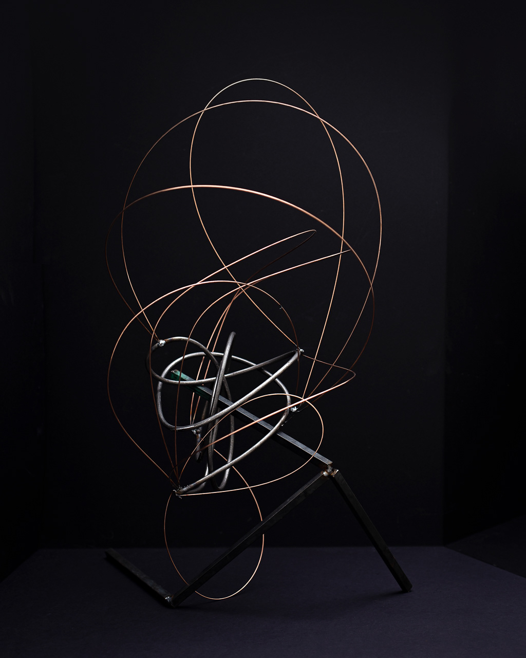 Sculpture photography with a flashgun.