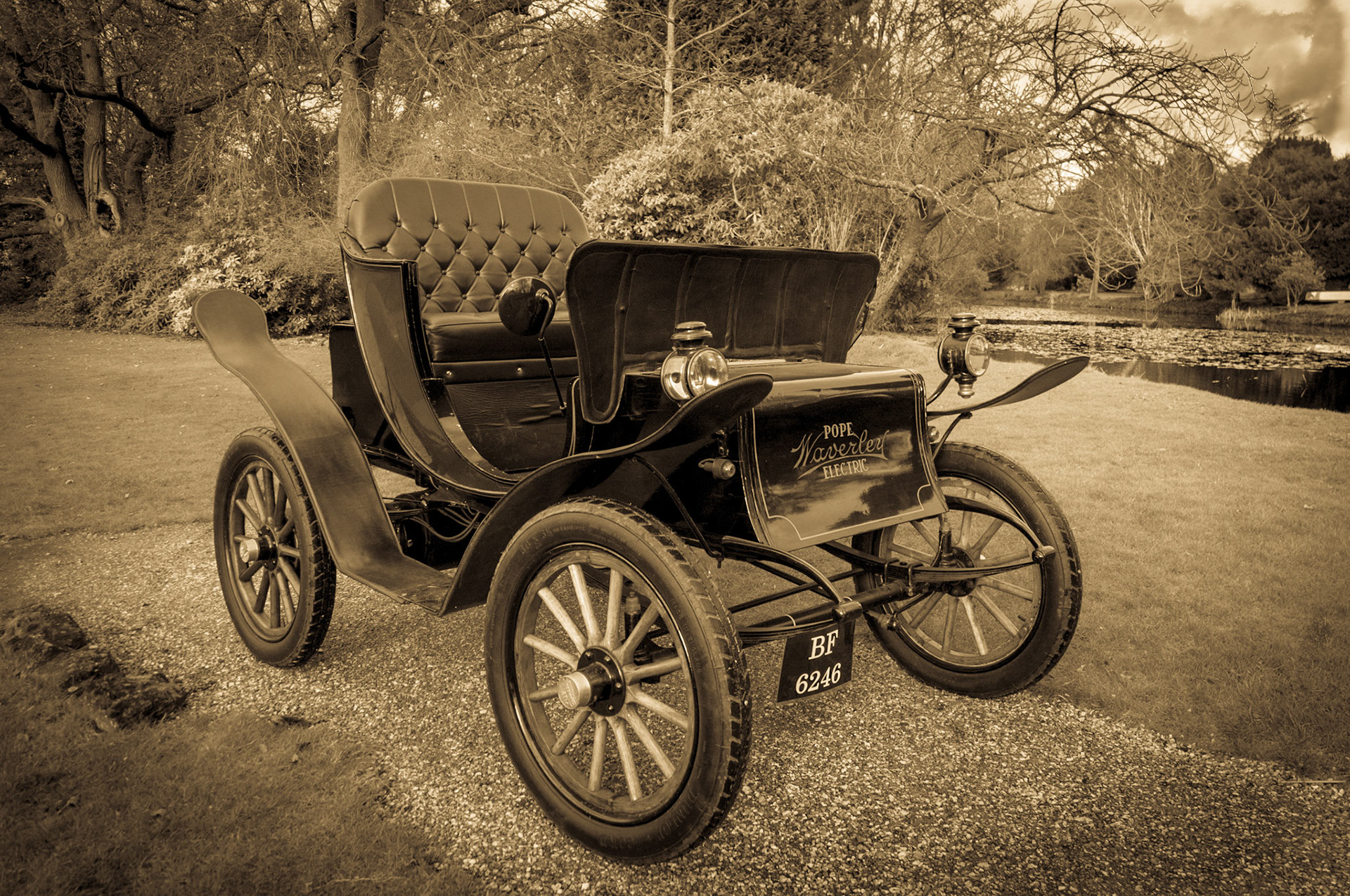 GLYN POWELL-EVANS ARPS - Early Electric Cars