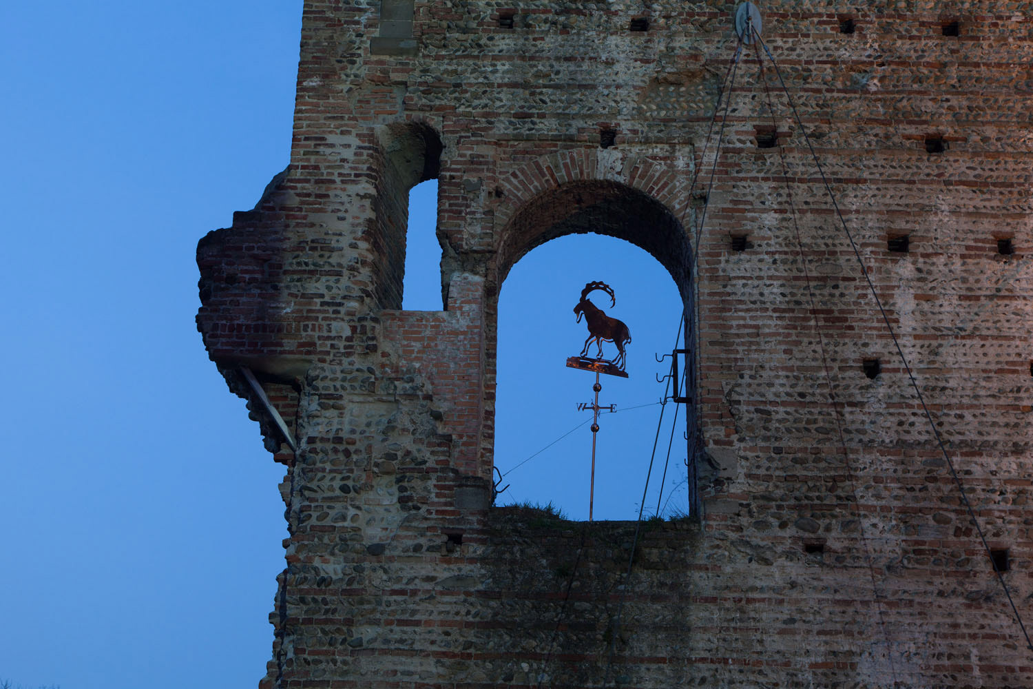 Gönül Nuhoğlu, Italya, Trezzo Sull'adda, Sergi kurulum süreci ve eser fotoğrafları.