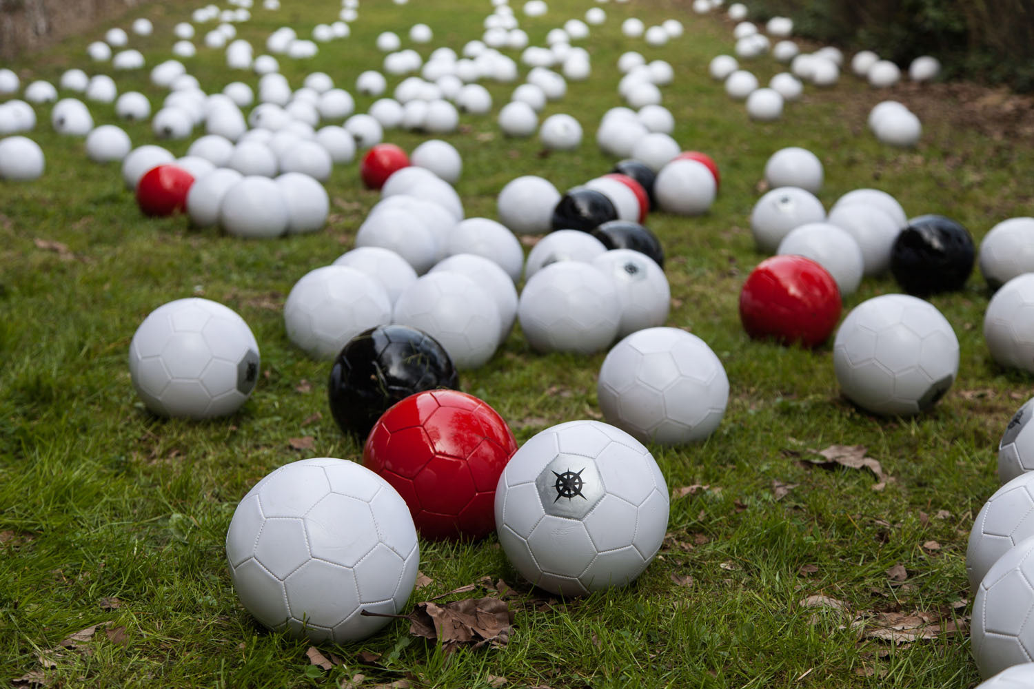 Gönül Nuhoğlu, Italya, Trezzo Sull'adda, Sergi kurulum süreci ve eser fotoğrafları.