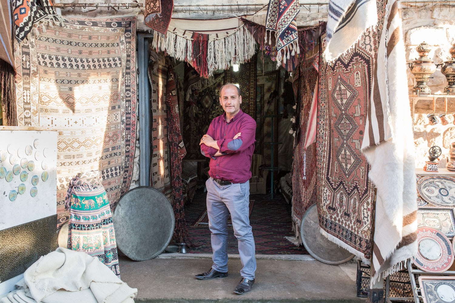 MURAT, 1977, Carpet seller, "I've been here for 17 years"