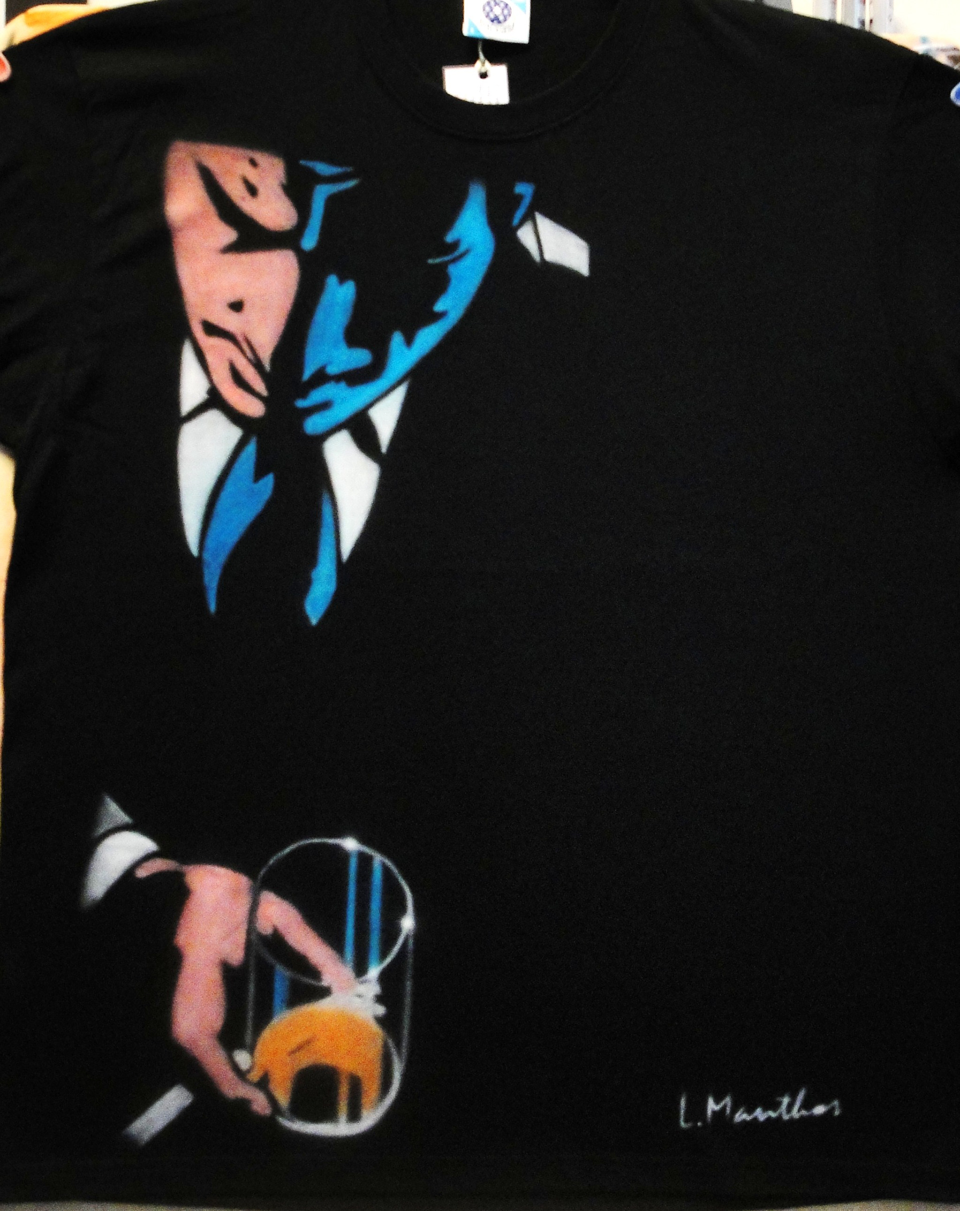 Noir (airbrush on black t-shirt)