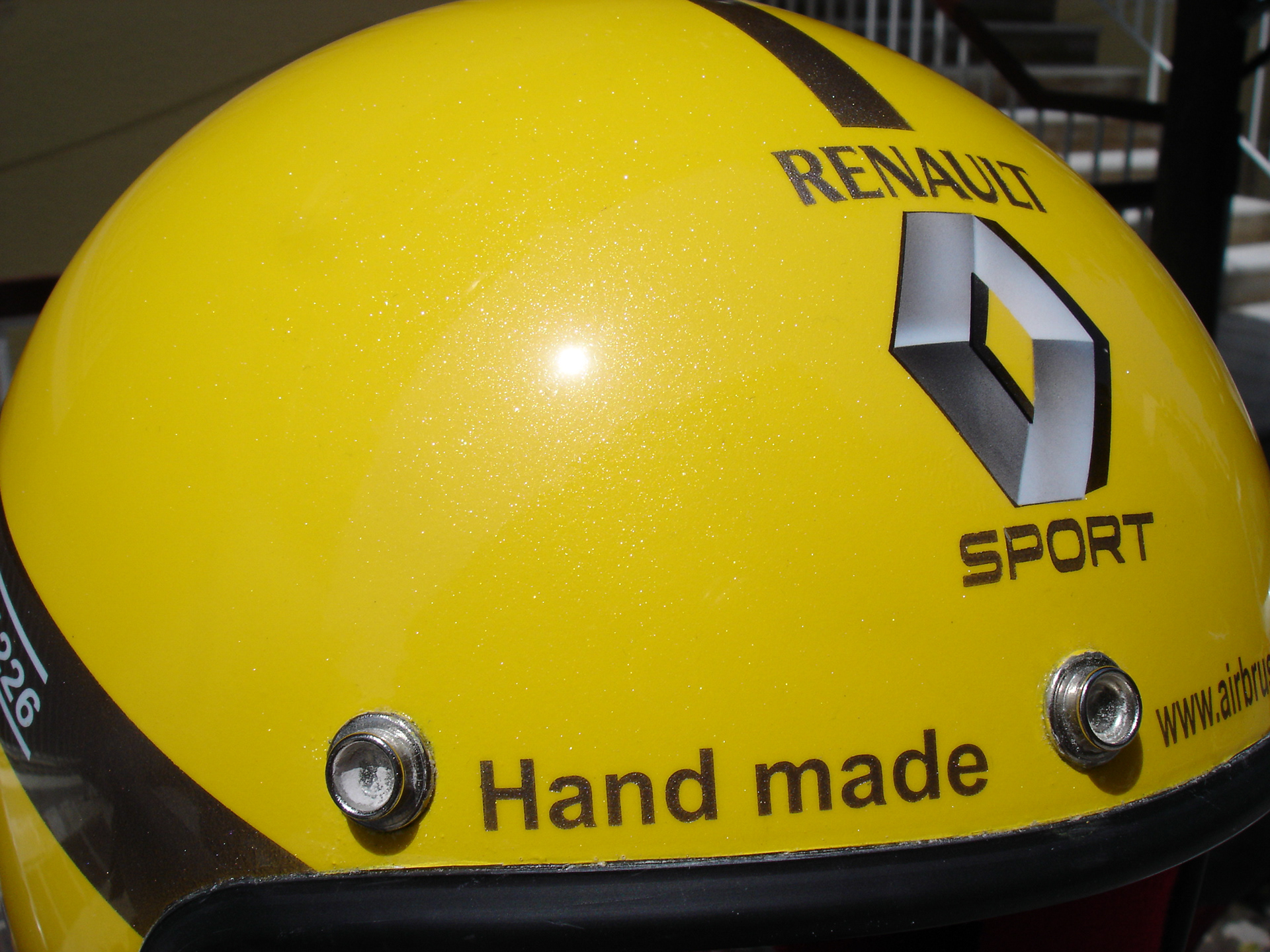 Renault R26 F1 Team airbrush - custom paint on Sparco race helmet