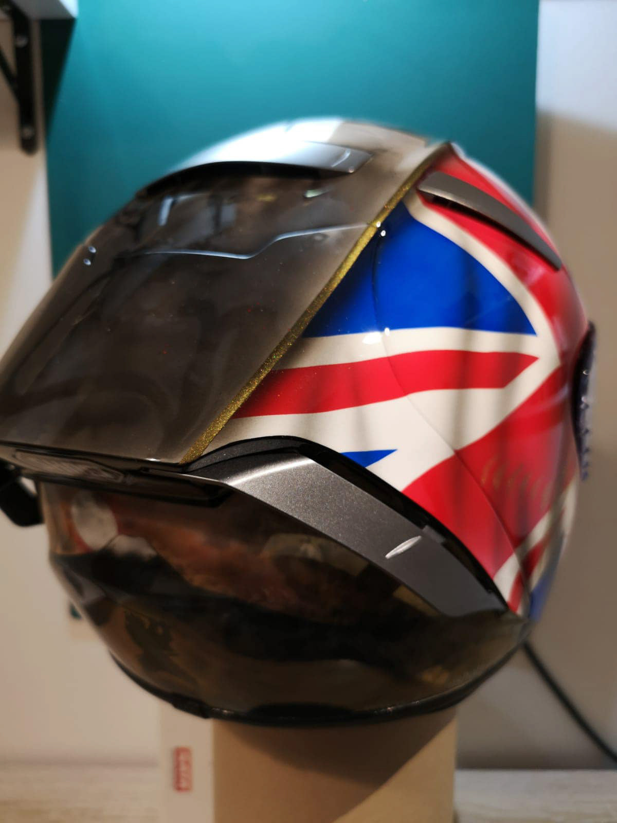 Union Jack and Samurai warrior airbrush artwork on Shoei X-Spirit III helmet