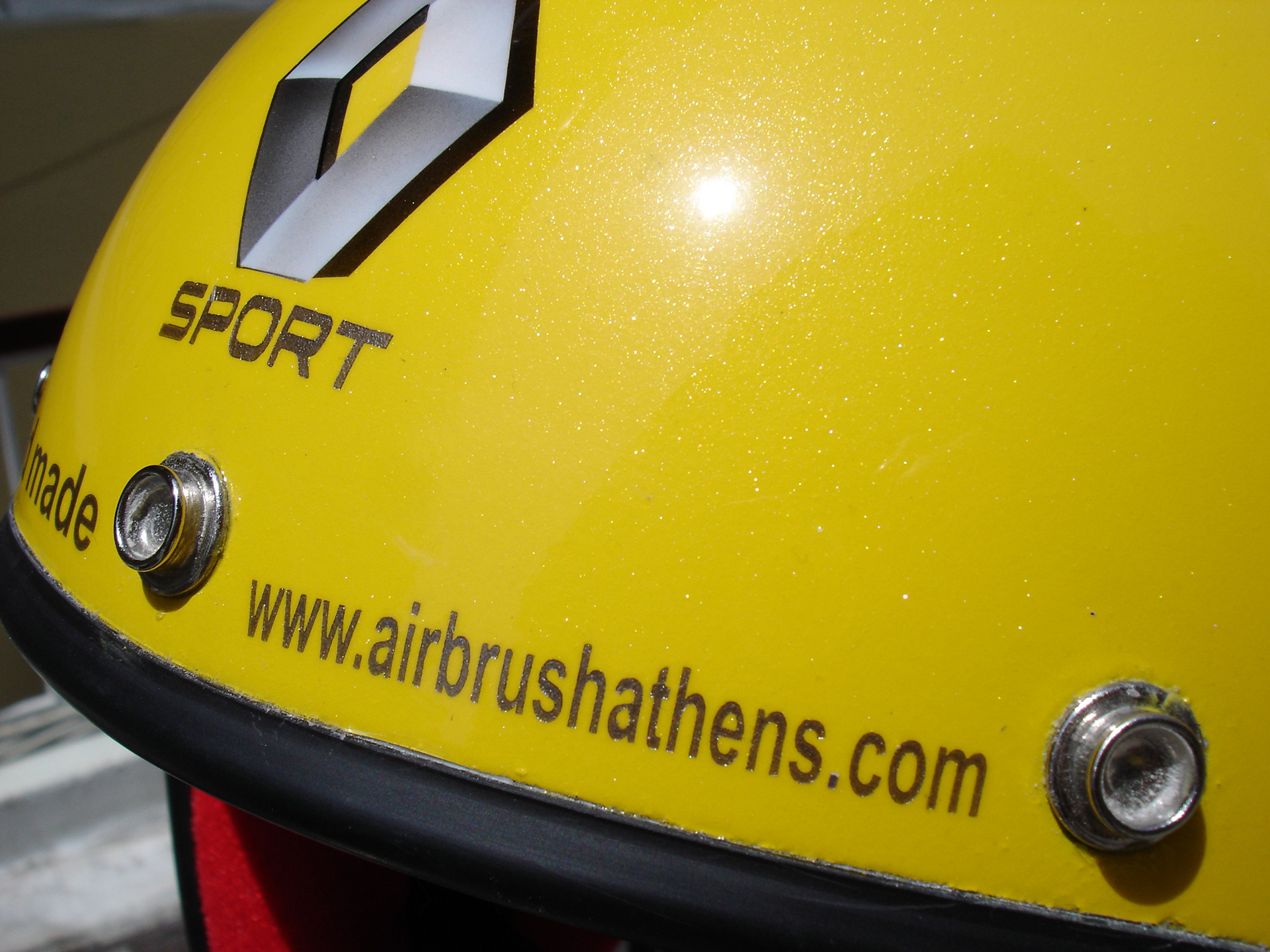 Renault R26 F1 Team airbrush - custom paint on Sparco race helmet