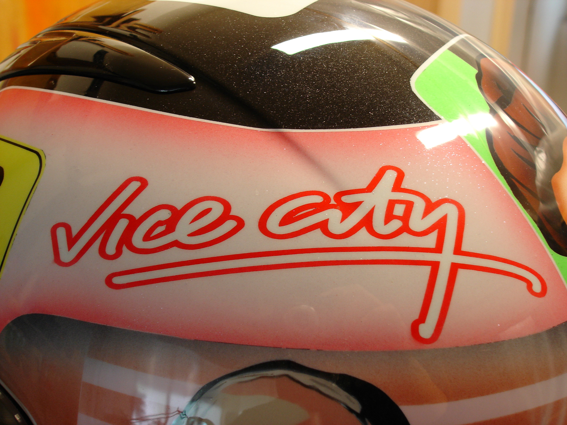 GTA vice city airbrush on helmet