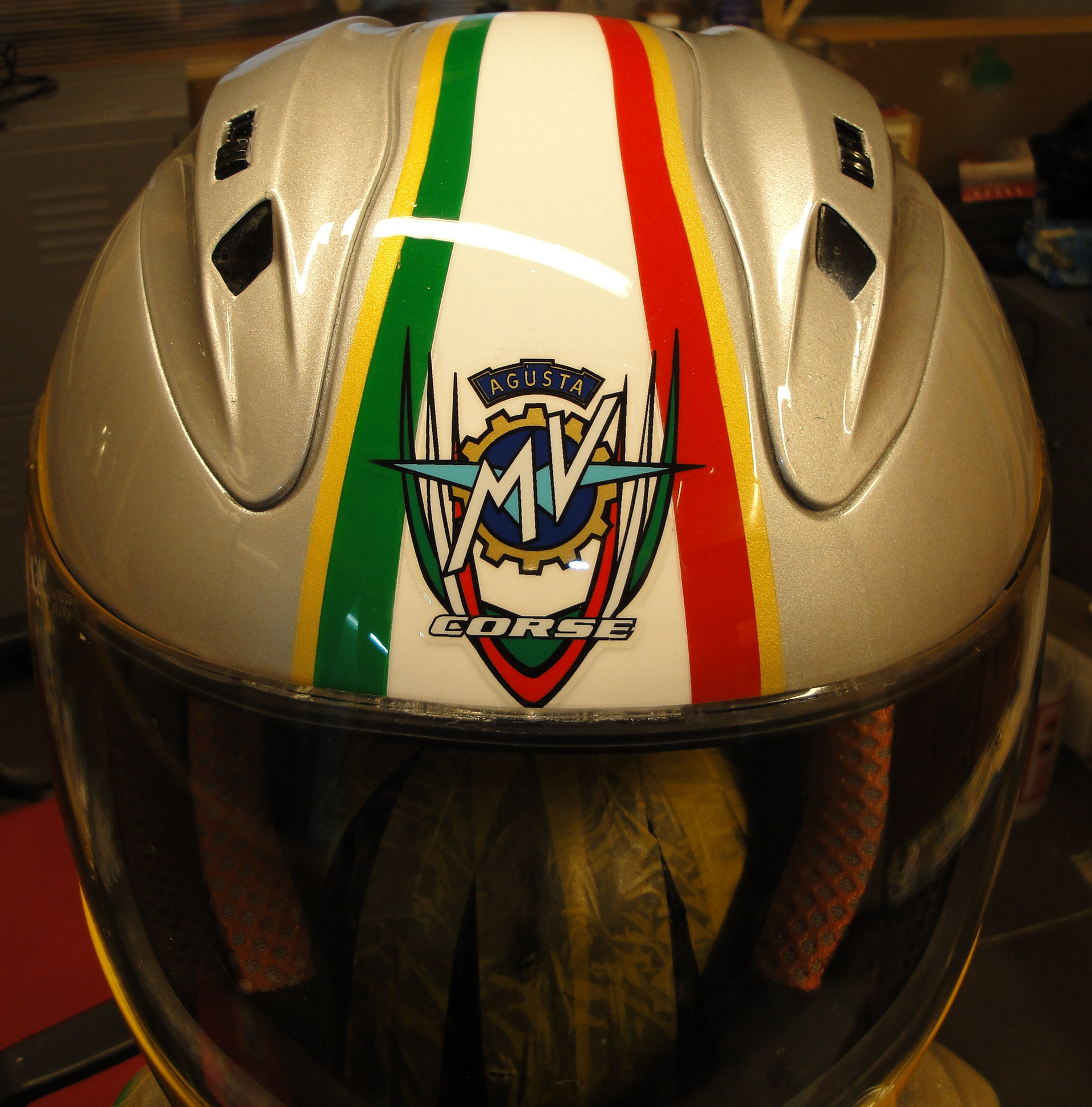 MV Agusta airbrush - custom paint motorcycle helmet