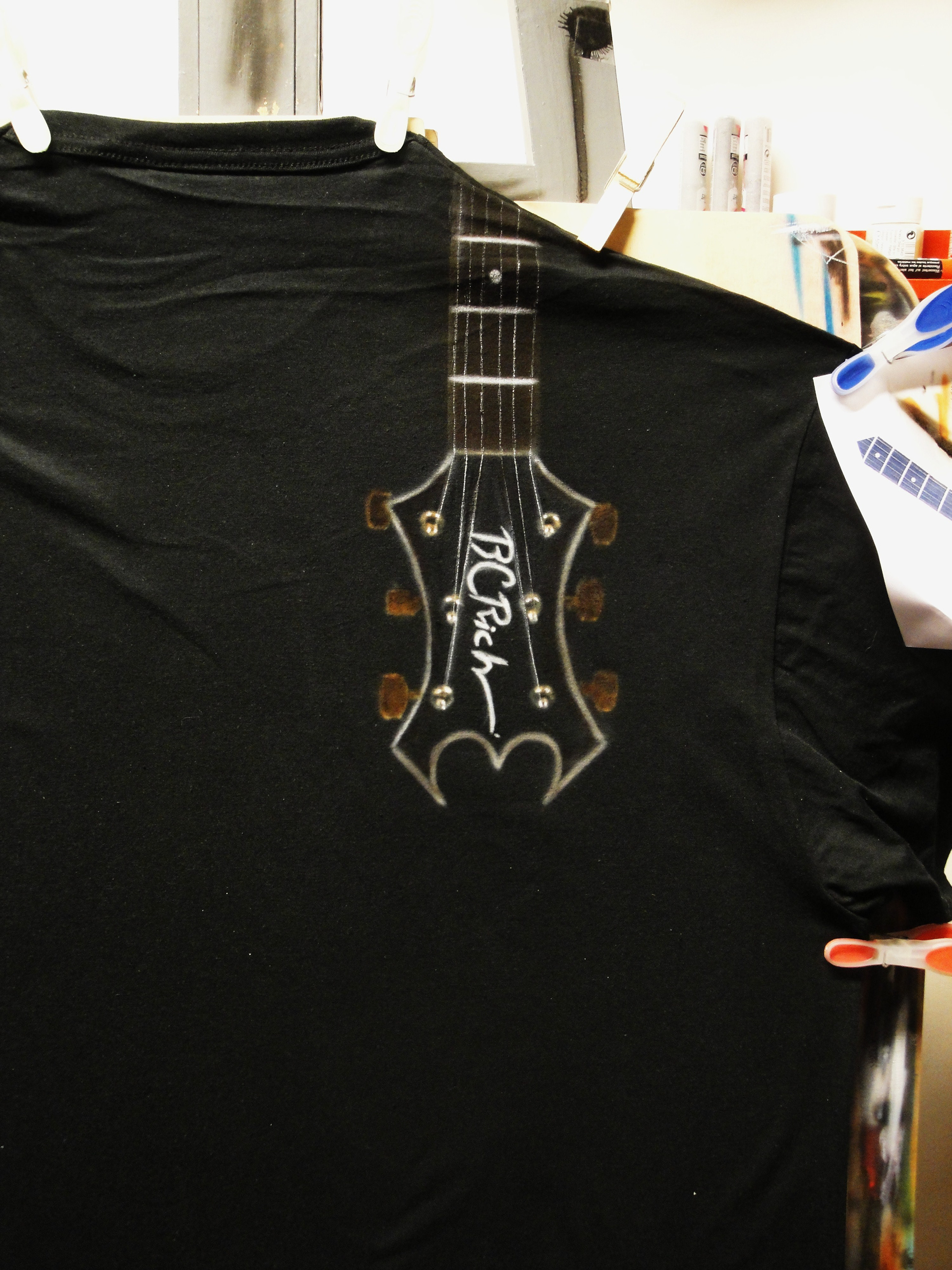 B.C Rich guitar ( airbrush on black t-shirt)