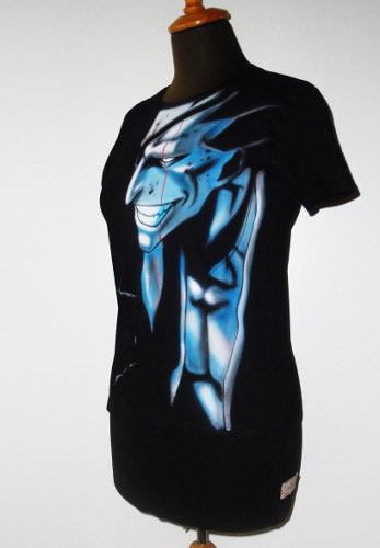 Kenpachi Zaraki on (ladies) black t-shirt