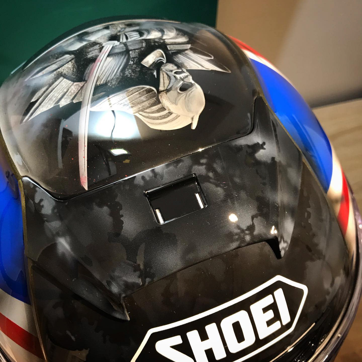 Union Jack and Samurai warrior airbrush artwork on Shoei X-Spirit III helmet