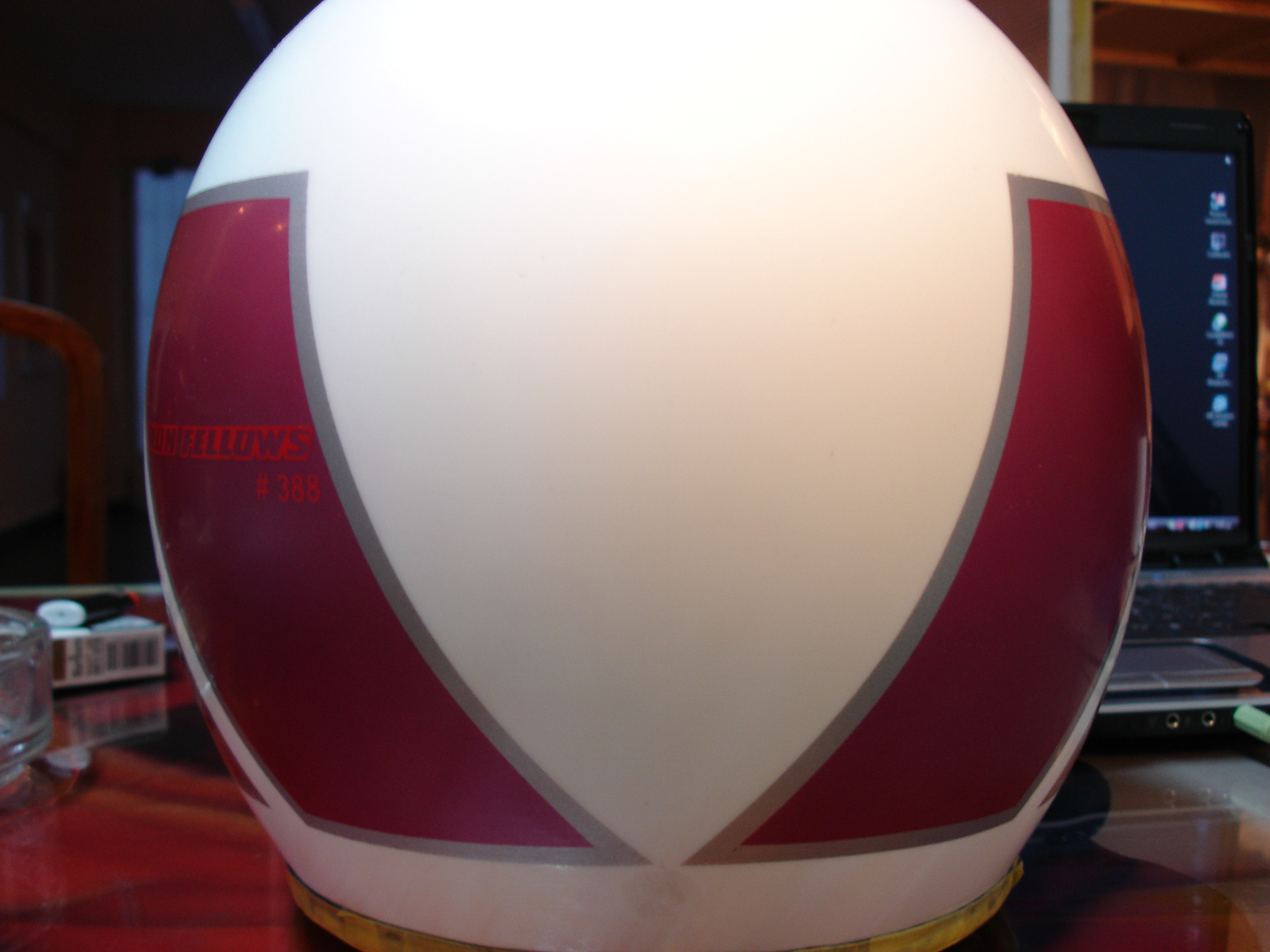 Corvette Ron Fellows airbrush custom-paint on Sparco race hemet