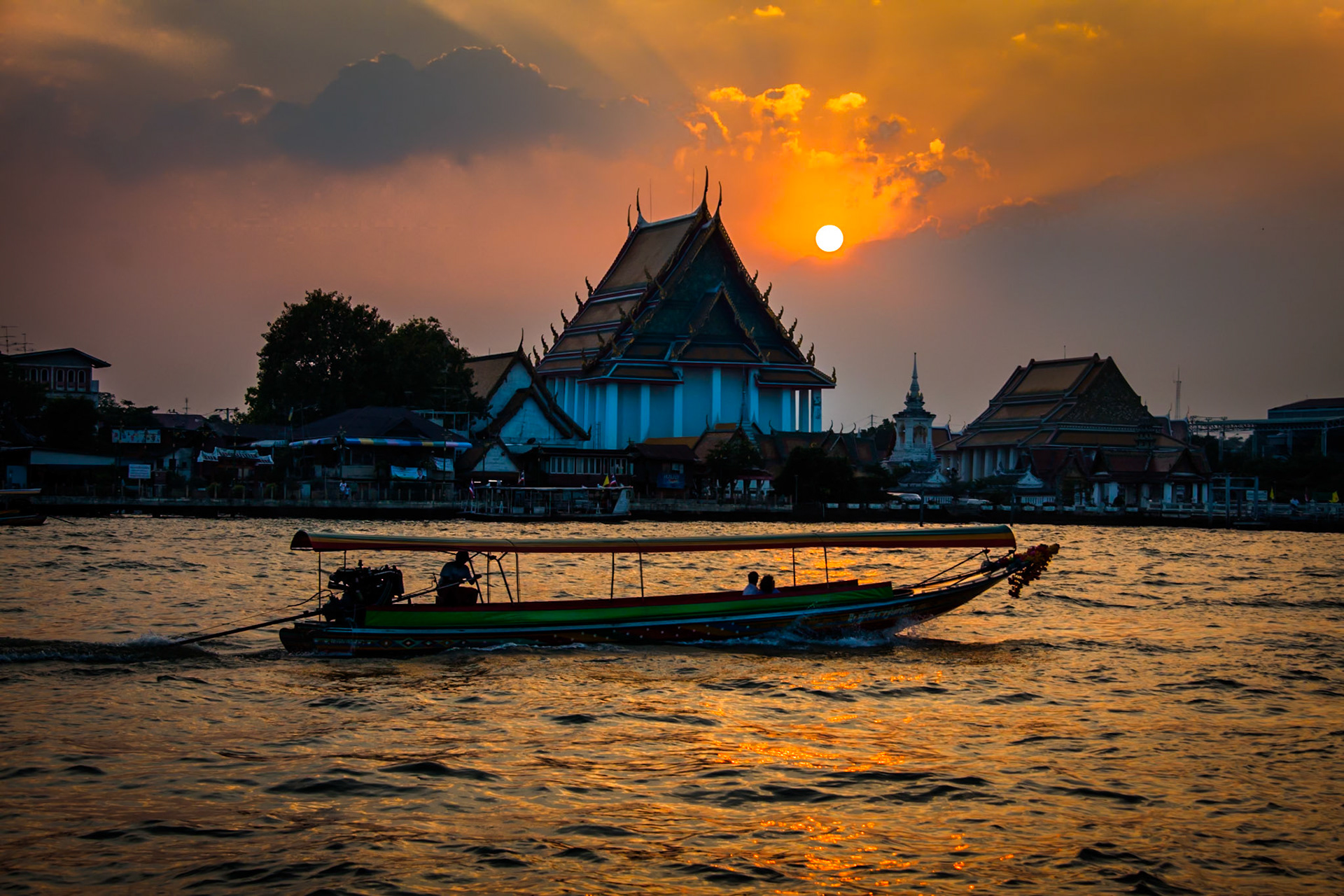 Sunset on Chao Payara, Bangkok, Thailand