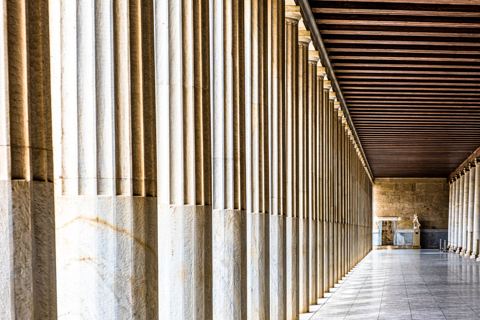 Stoa des Attalos (1)