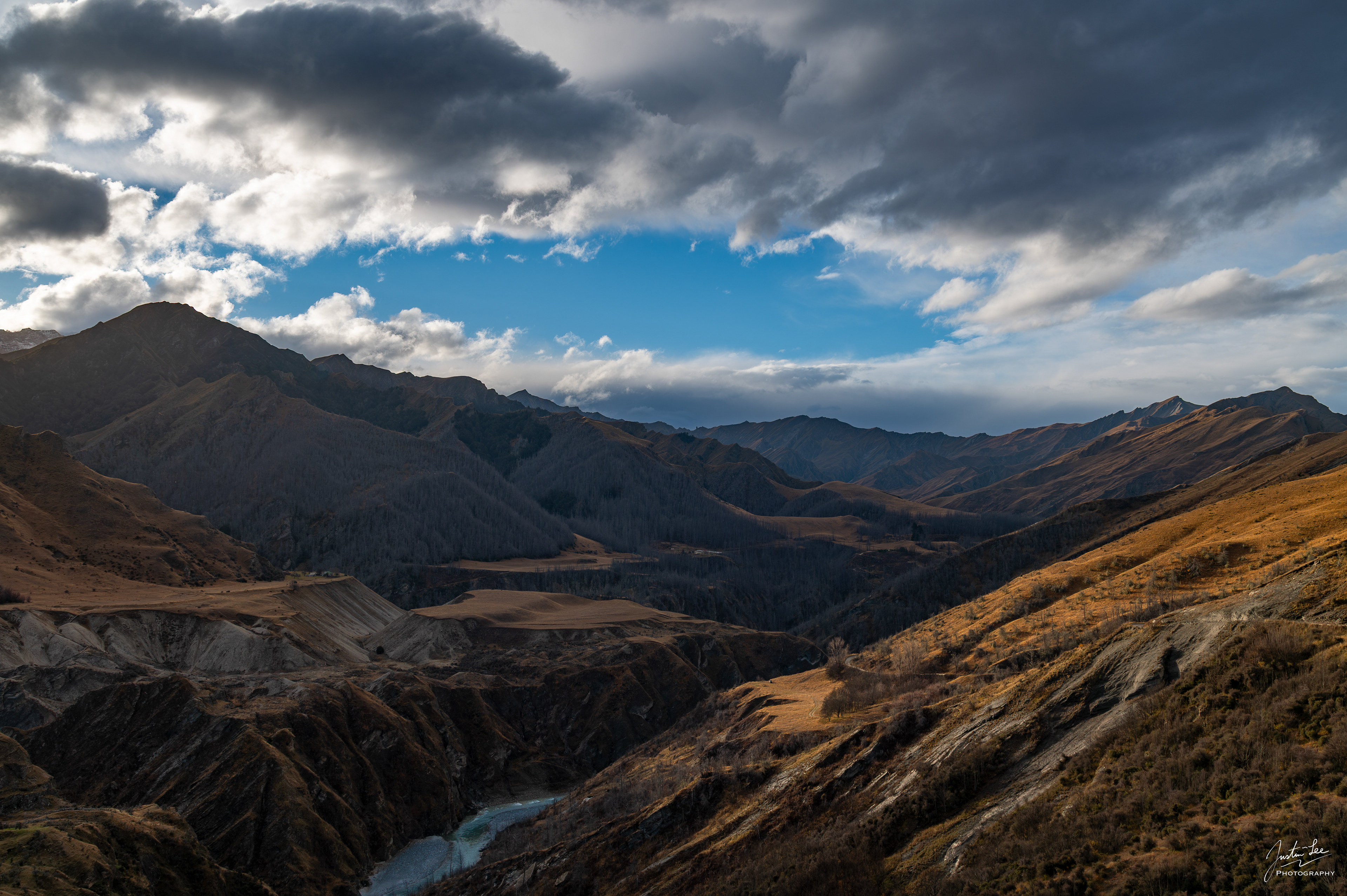 Skippers Canyon - NIKON D780 + AF-S NIKKOR 24-120mm f/4G ED VR @ 32 mm, ISO 100, 1/160 s, f/11.0 (panorama)