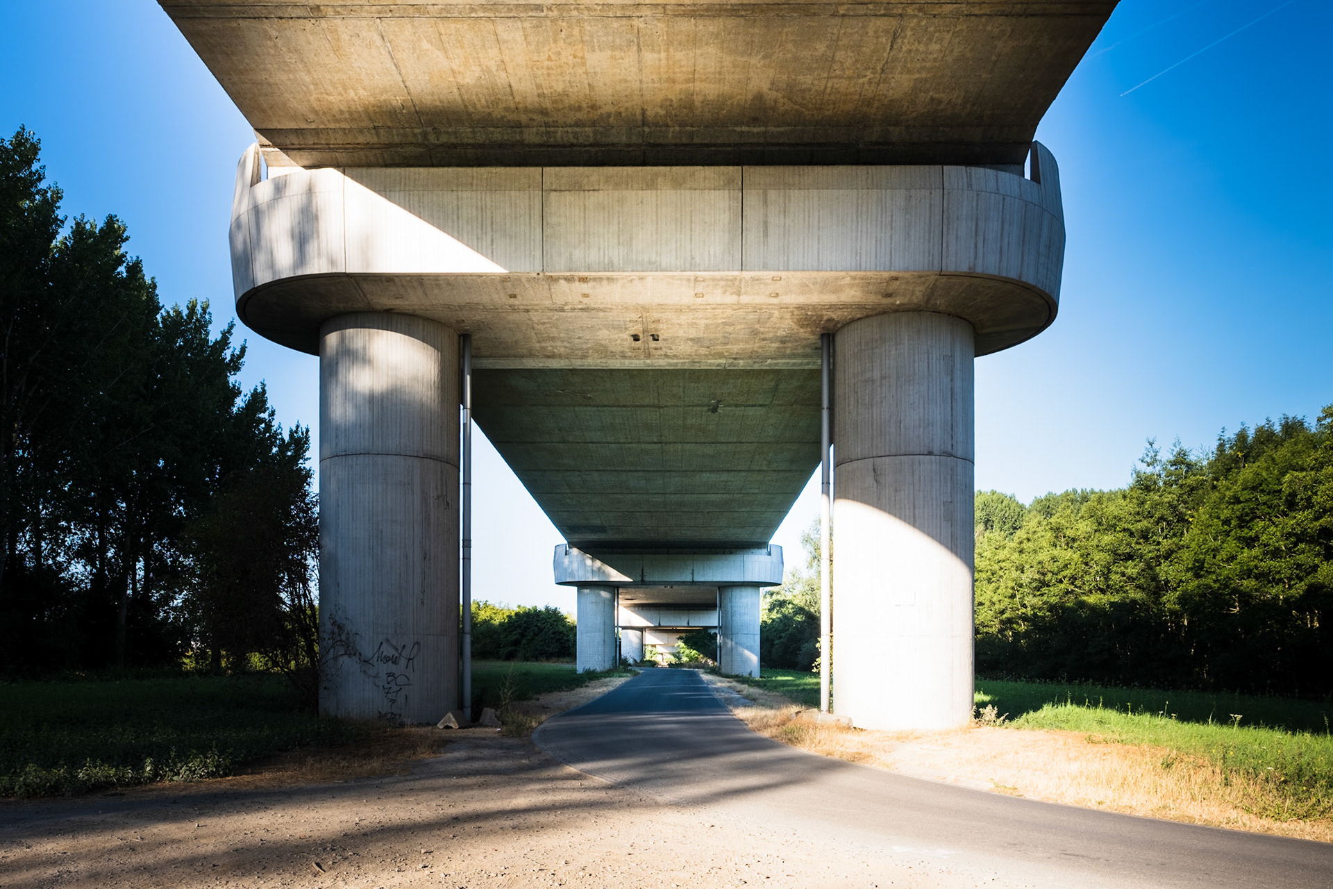 ABRE ET VIADUC TGV