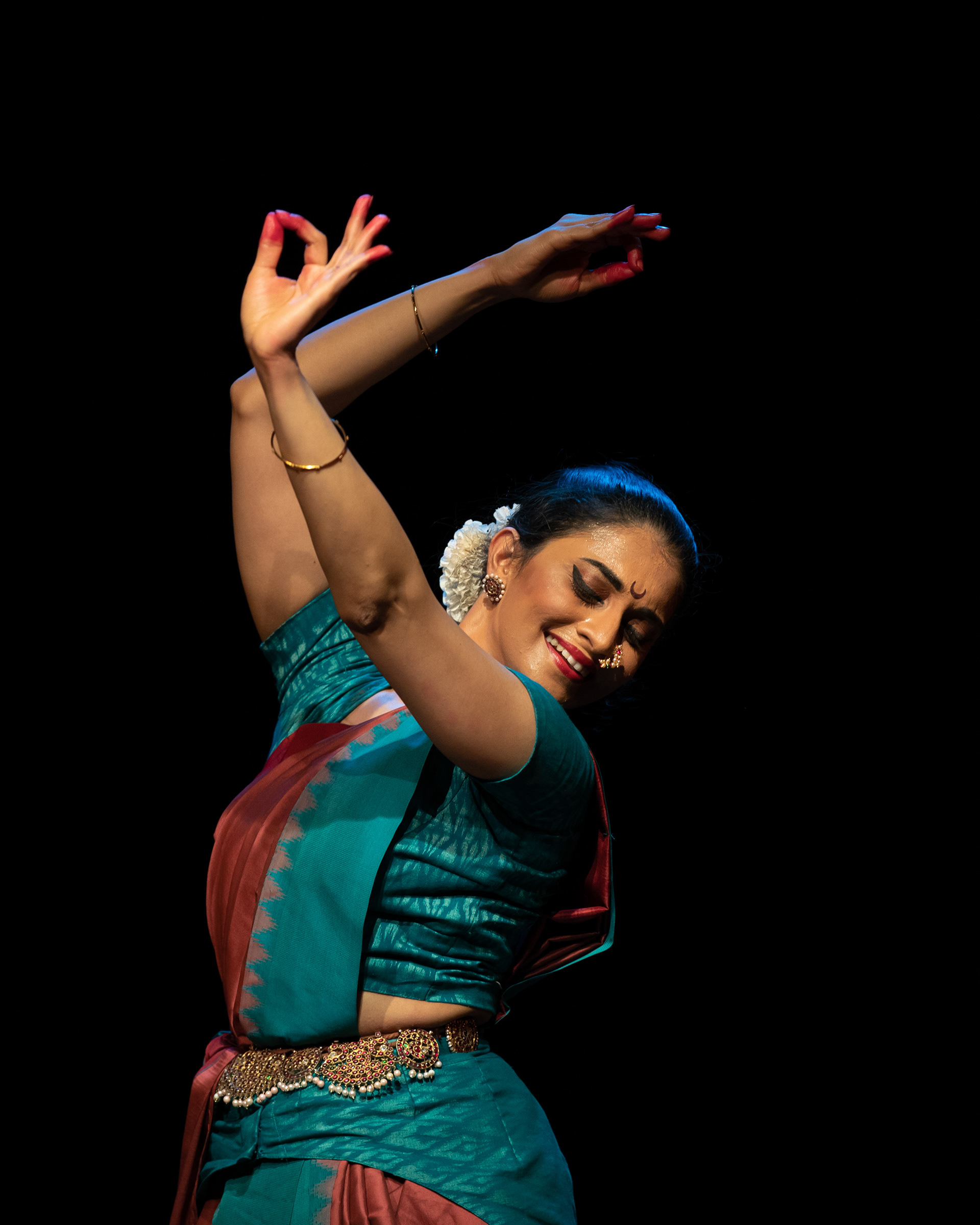 Divya Ravi | Bjharatanatyam
