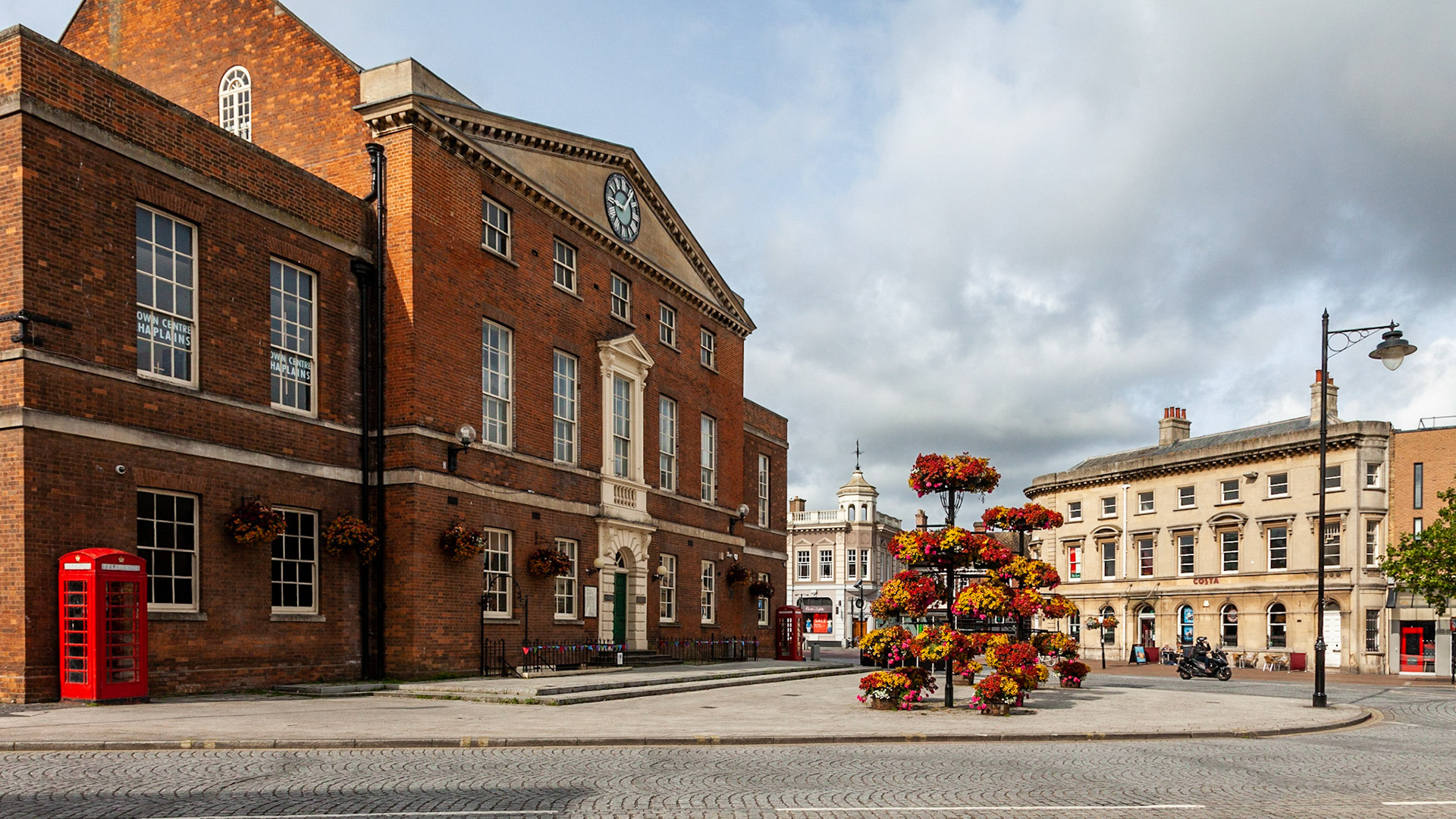 Taunton Centre / Market office