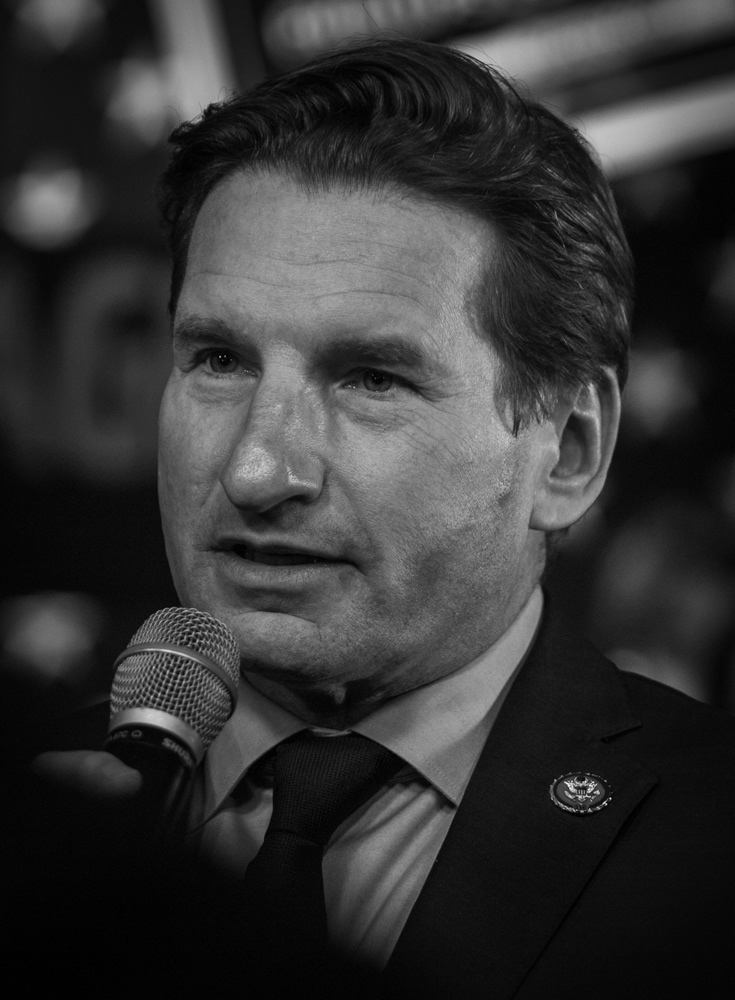 Democratic long-shot presidental candidate Dean Phillips (D-MN) speaks at a campaign event in New Hampshire in January, 2024