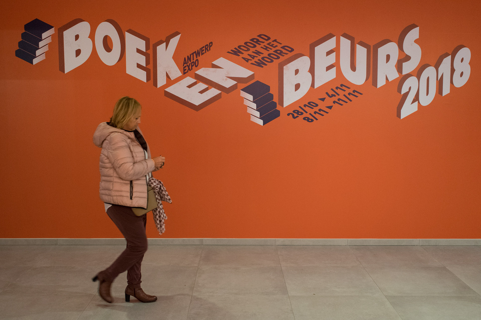 Voor Poëziecentrum vzw (c) Simon Bequoye
