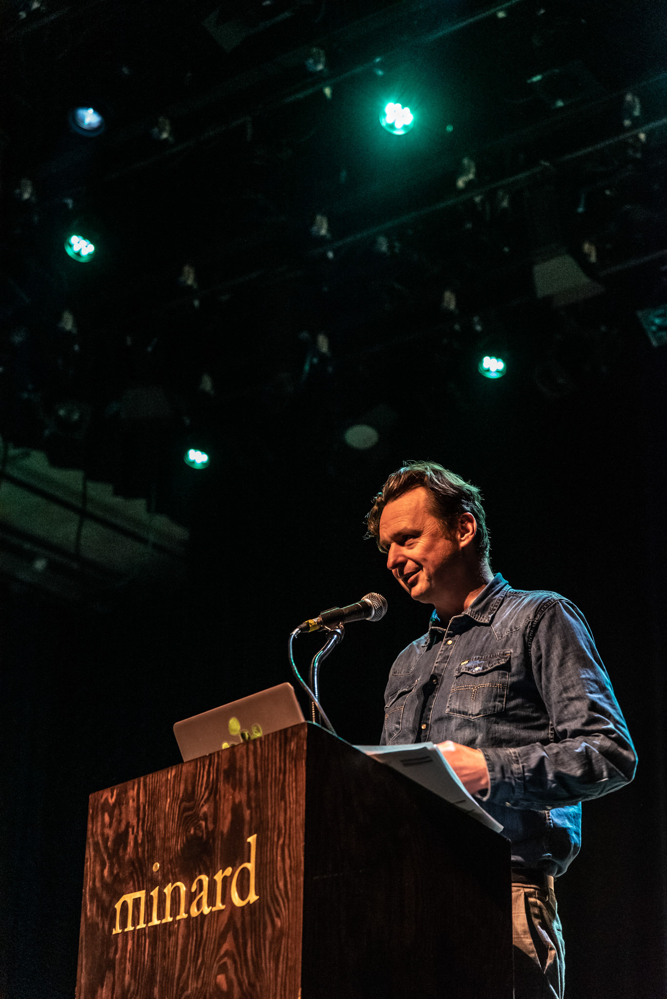 Voor Arteveldehogeschool en Iedereen Leest vzw (c) Simon Bequoye