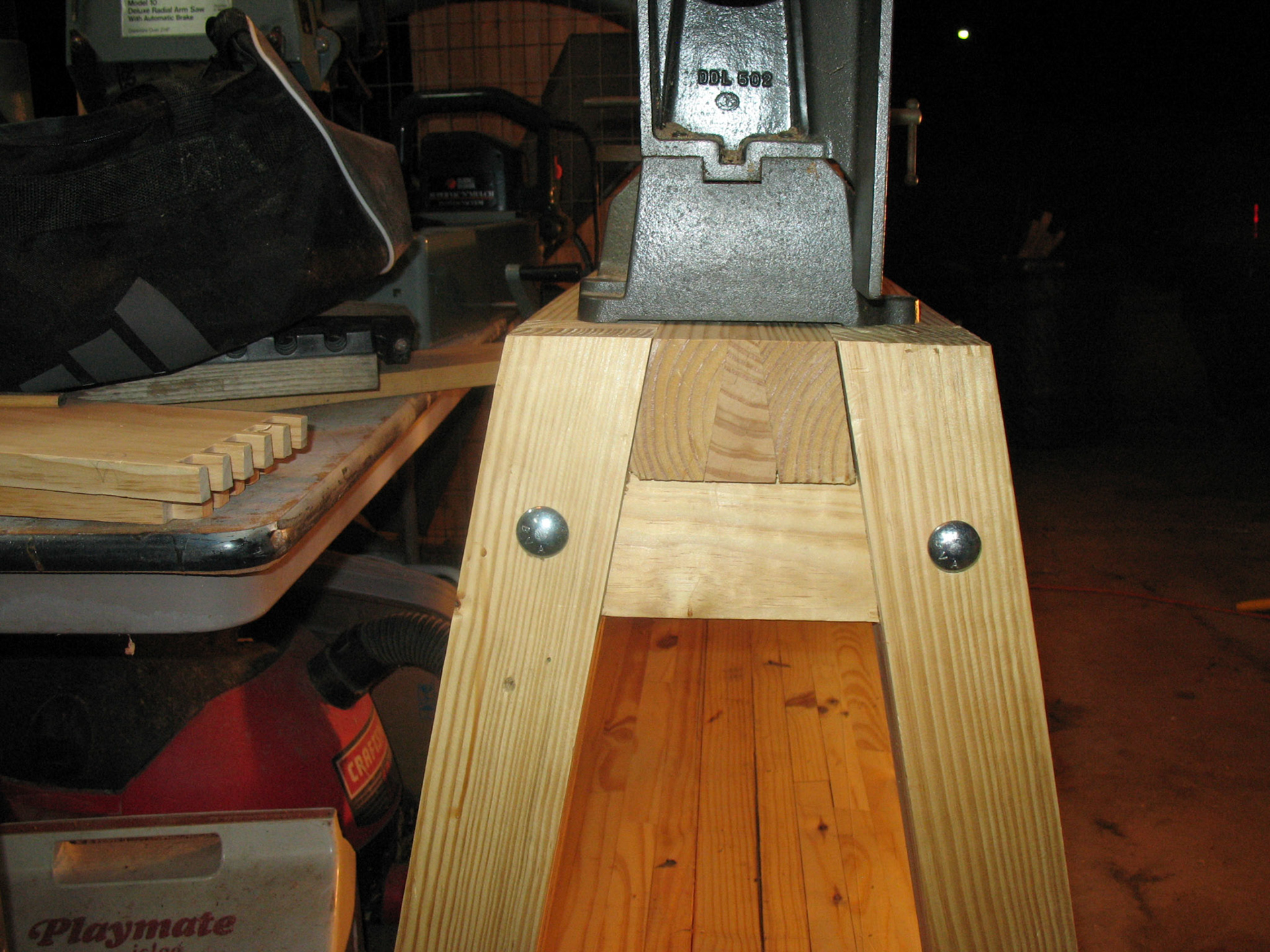 Detail of one end showing the angles