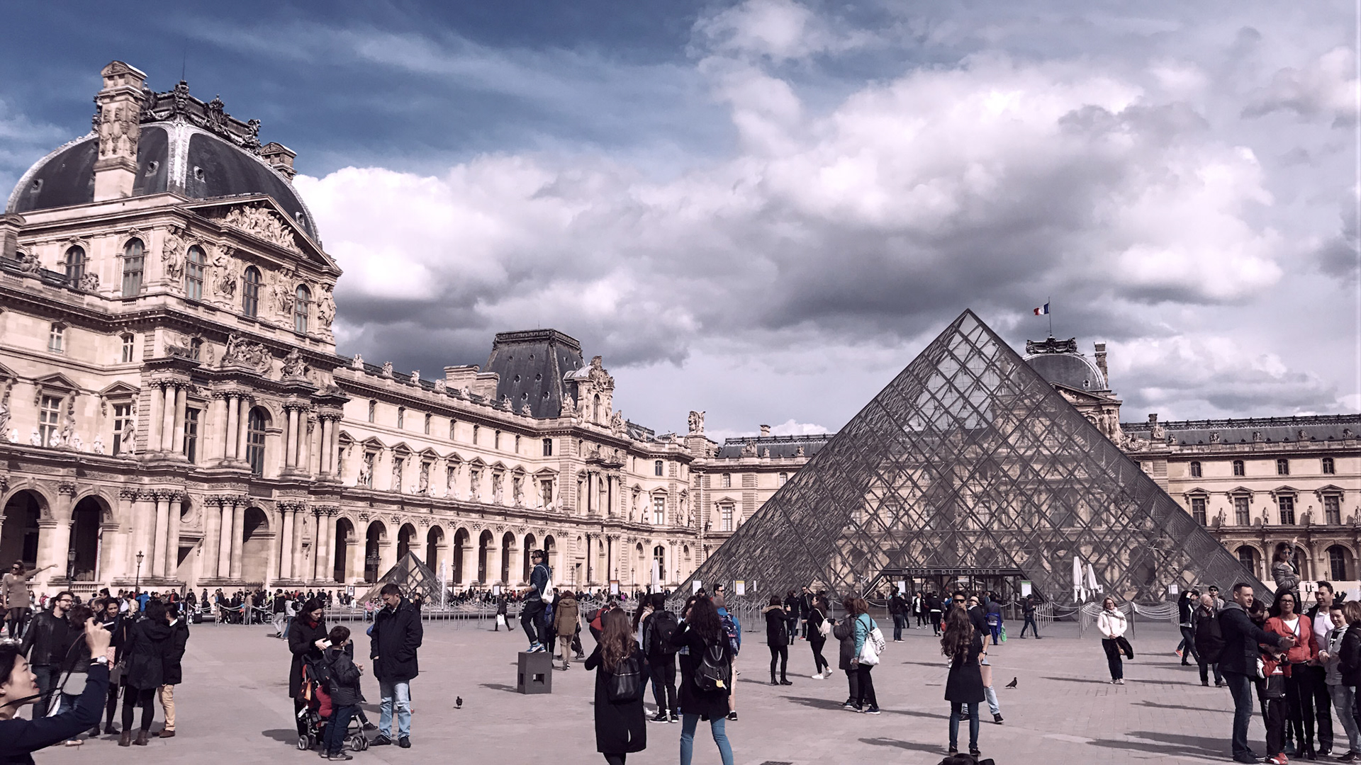 Louvre