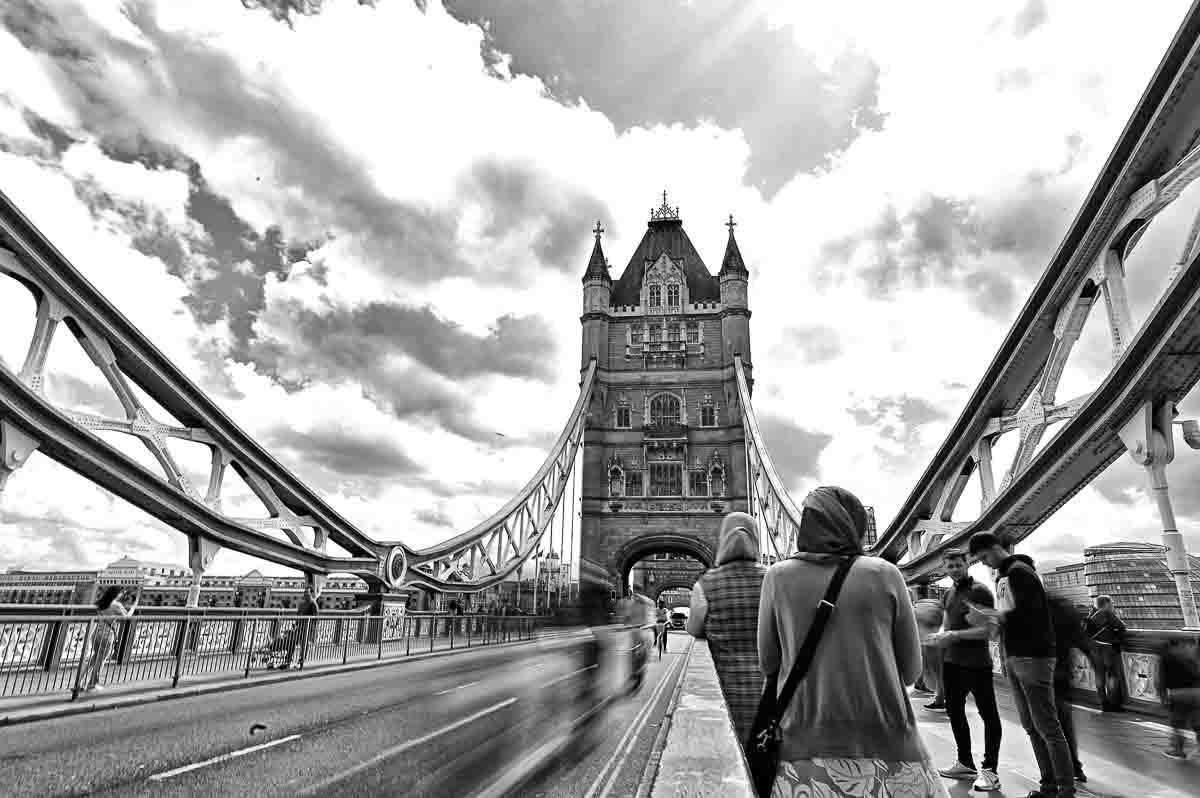 Tower Bridge Bike Race - London, England