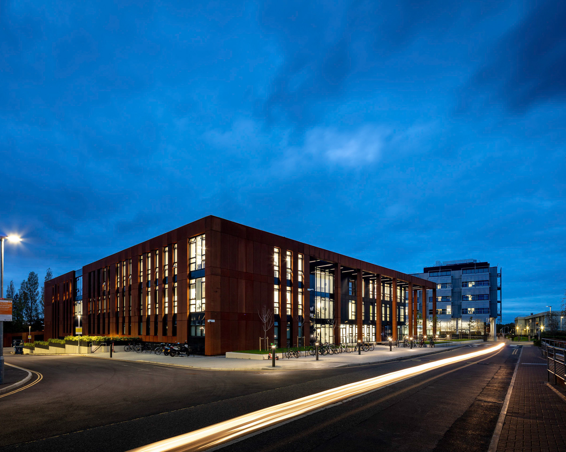 University of the West of England Bristol School of Engineering / AHR