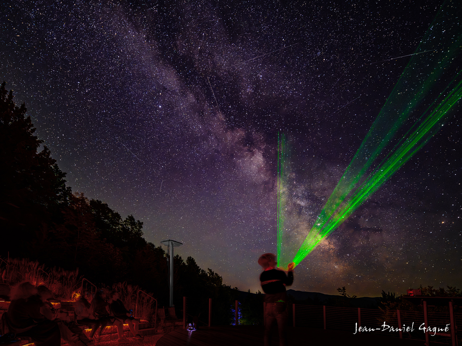 EXPLORATION DES ÉTOILES