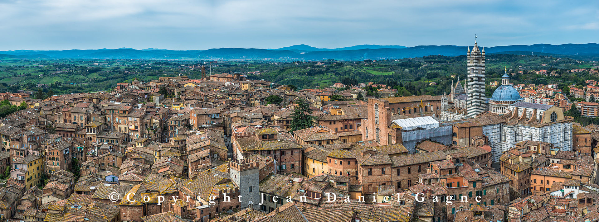 Sienna vue du haut du campanile Torre del Mangia