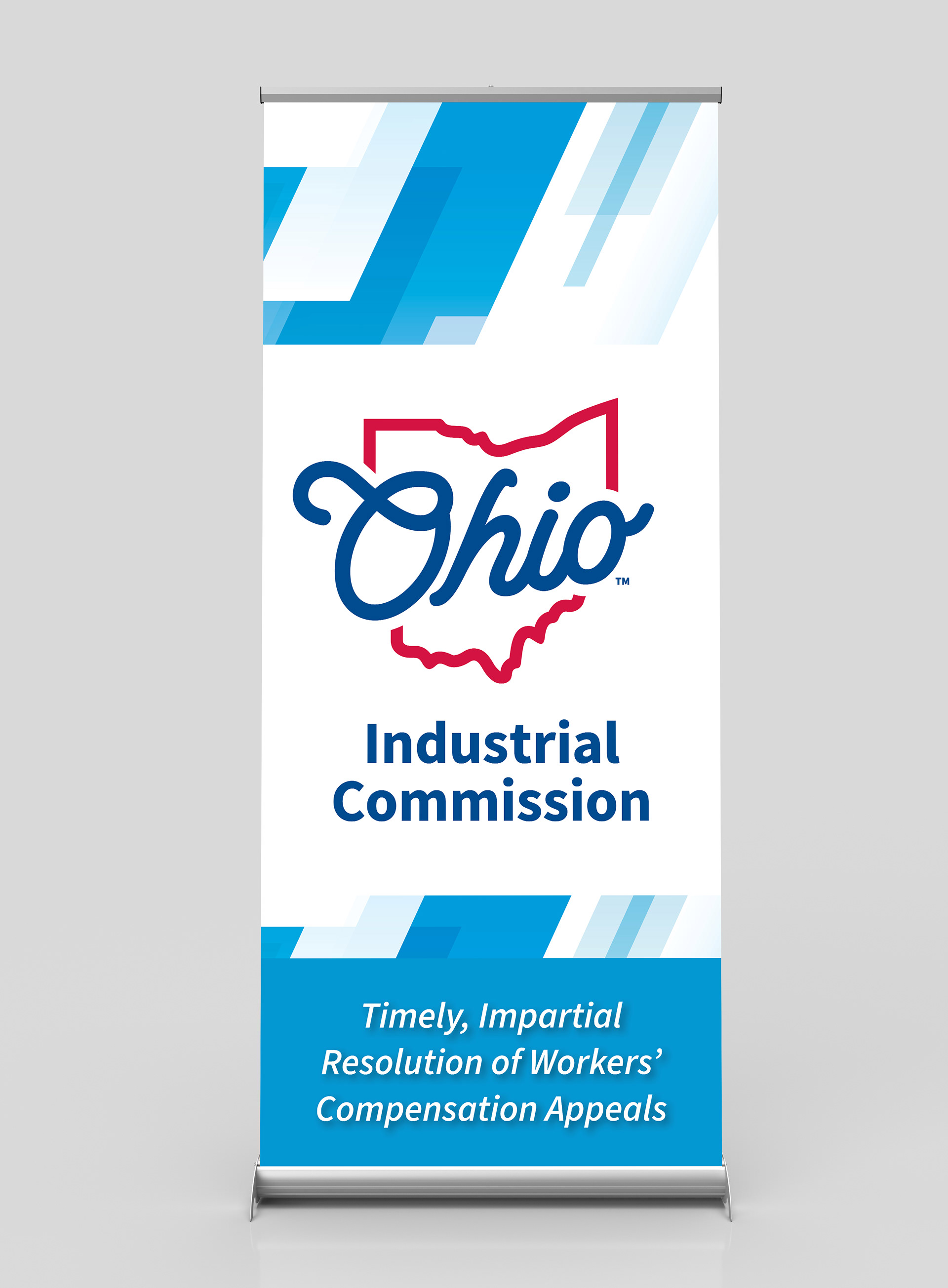 Full size retractable banner for events