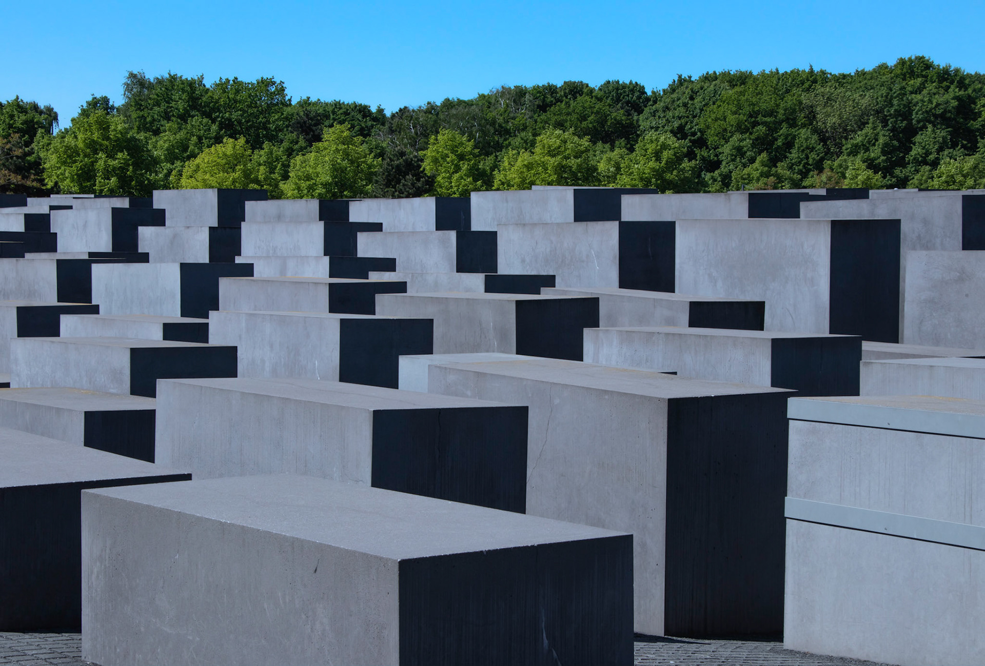 Memorial to the Murdered Jews of Europe, Berlin