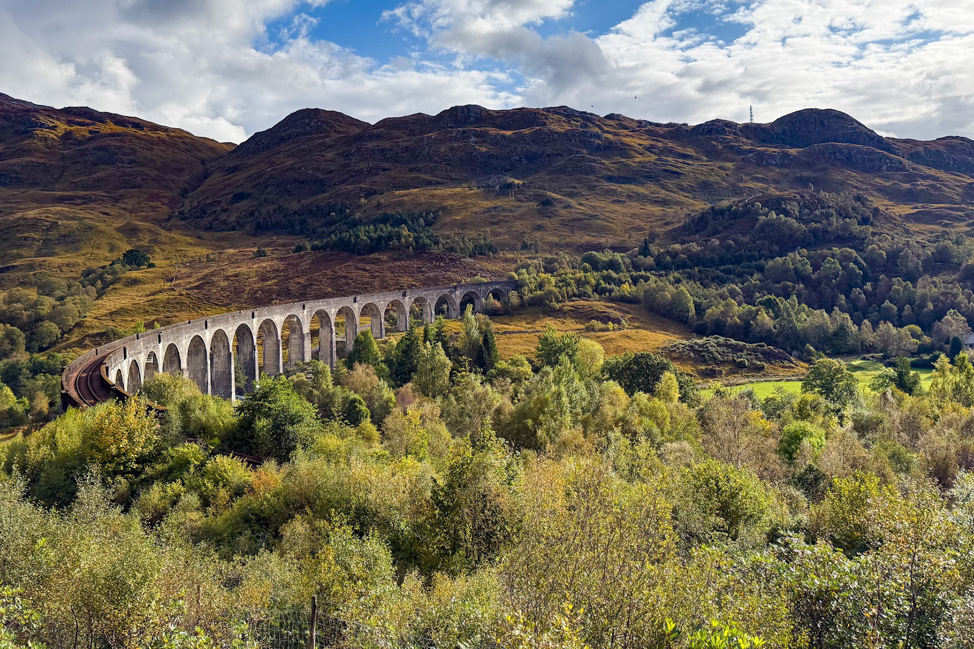 Glenfinnan Viaduct Hogwarts Train
