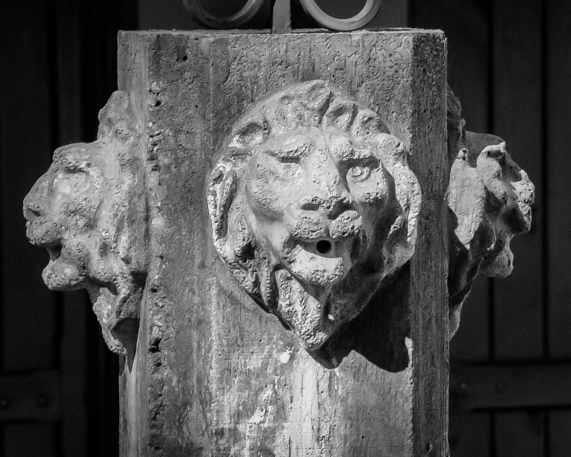 This was a fountain I came across while in Miami. The fountain wasn't working,but thelor and lighting on the fountain were beautiful.