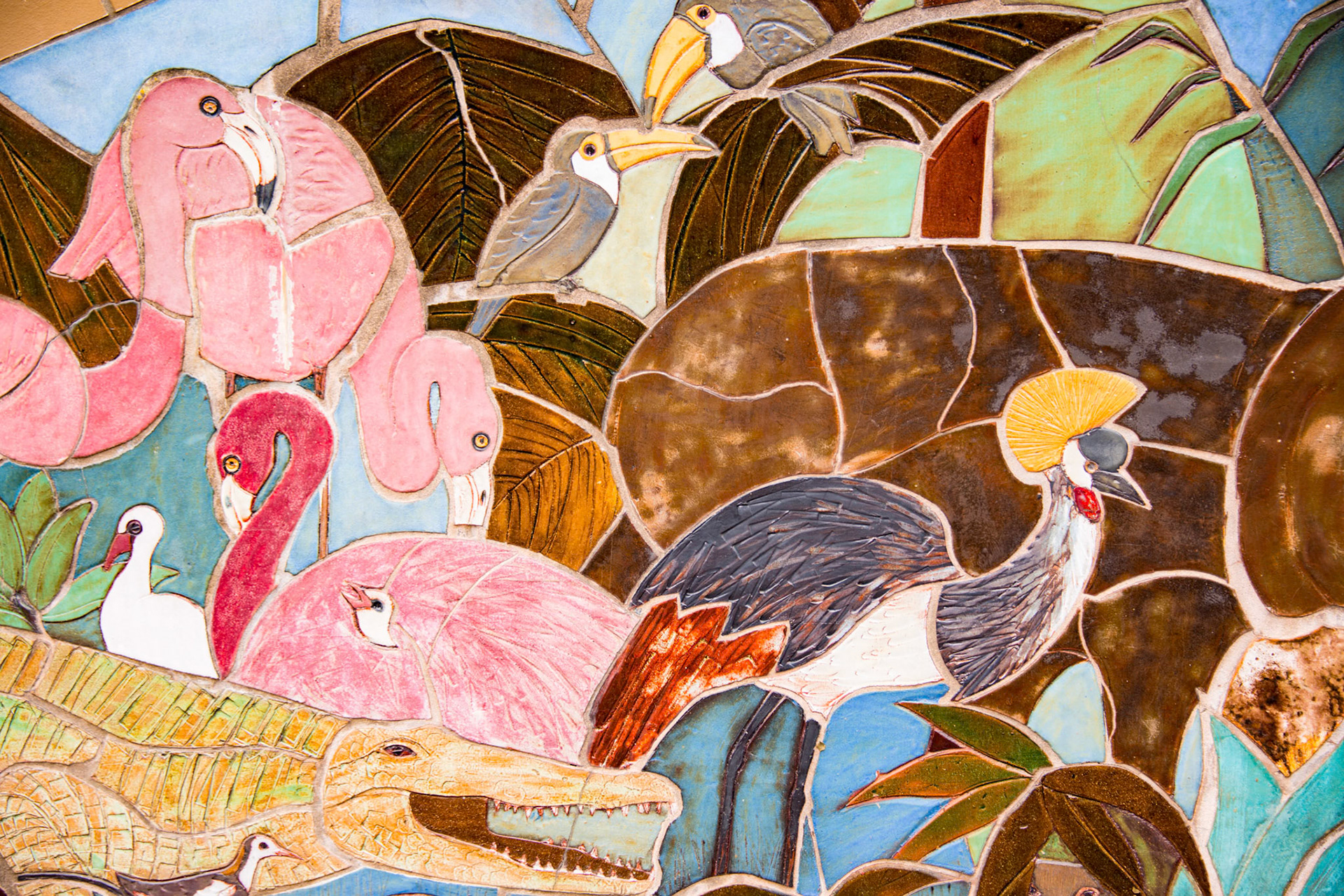 Mosaic of animals at the entrance to the National Zoo.