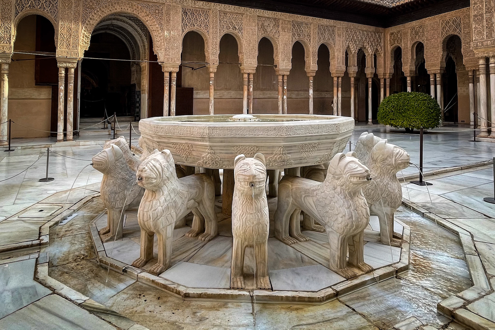 Fountain at Court of Lions