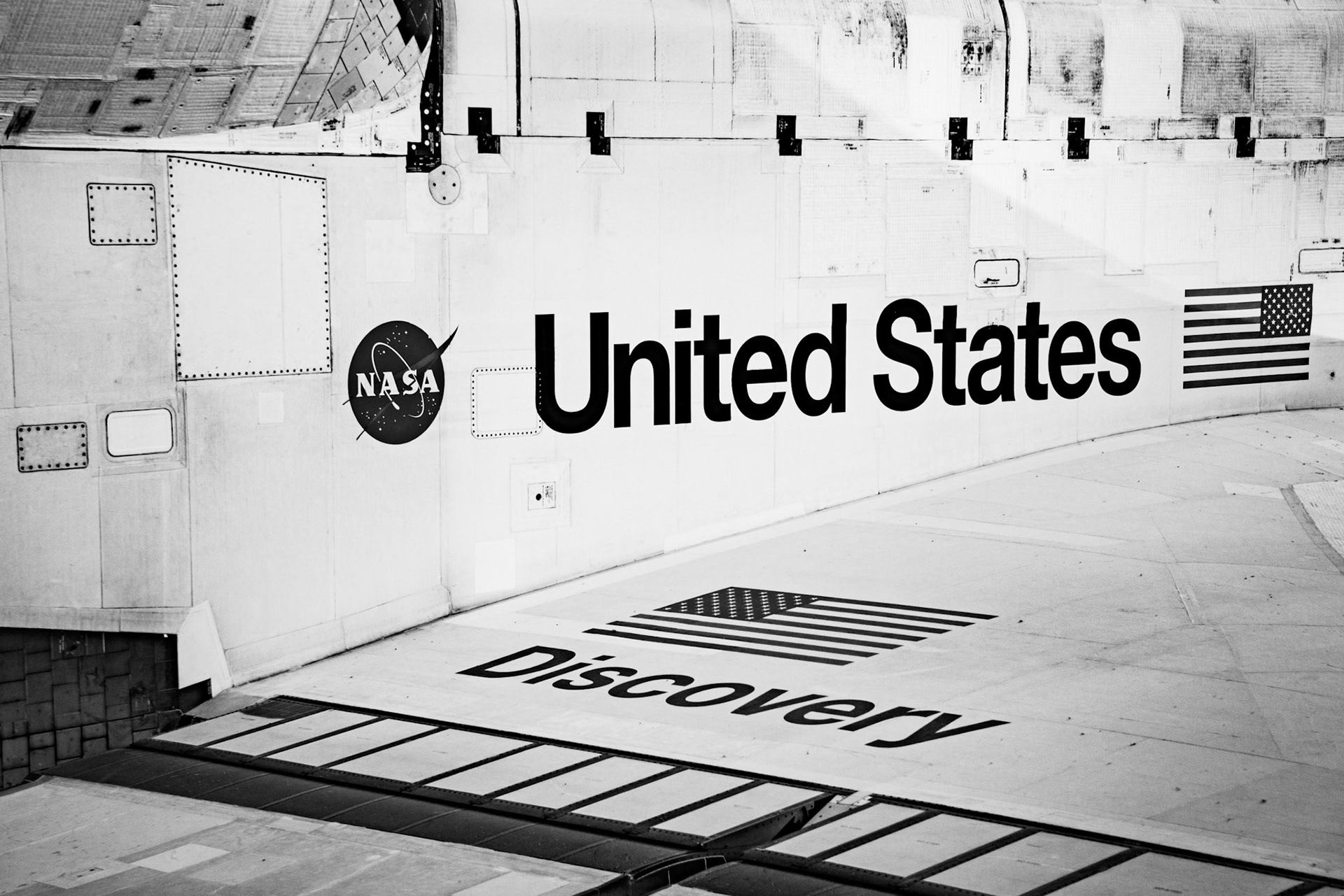 Space Shuttle Discovery Inscription