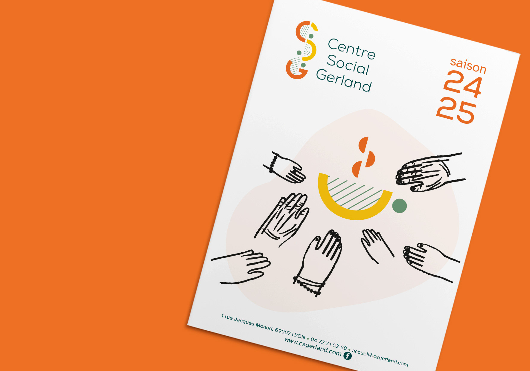 création print couverture plaquette _ Centre social Gerland
