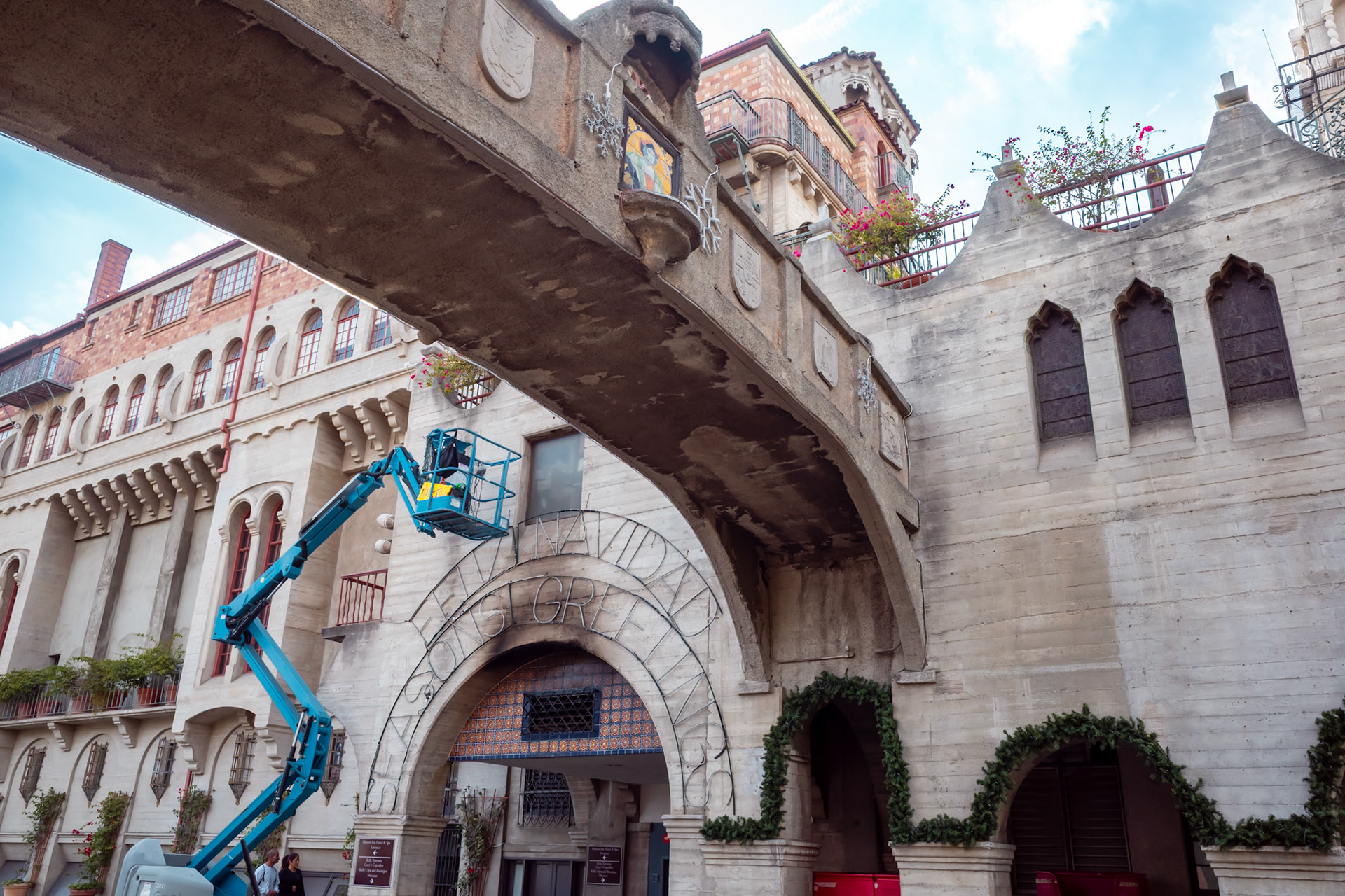 Mission Inn, 21
