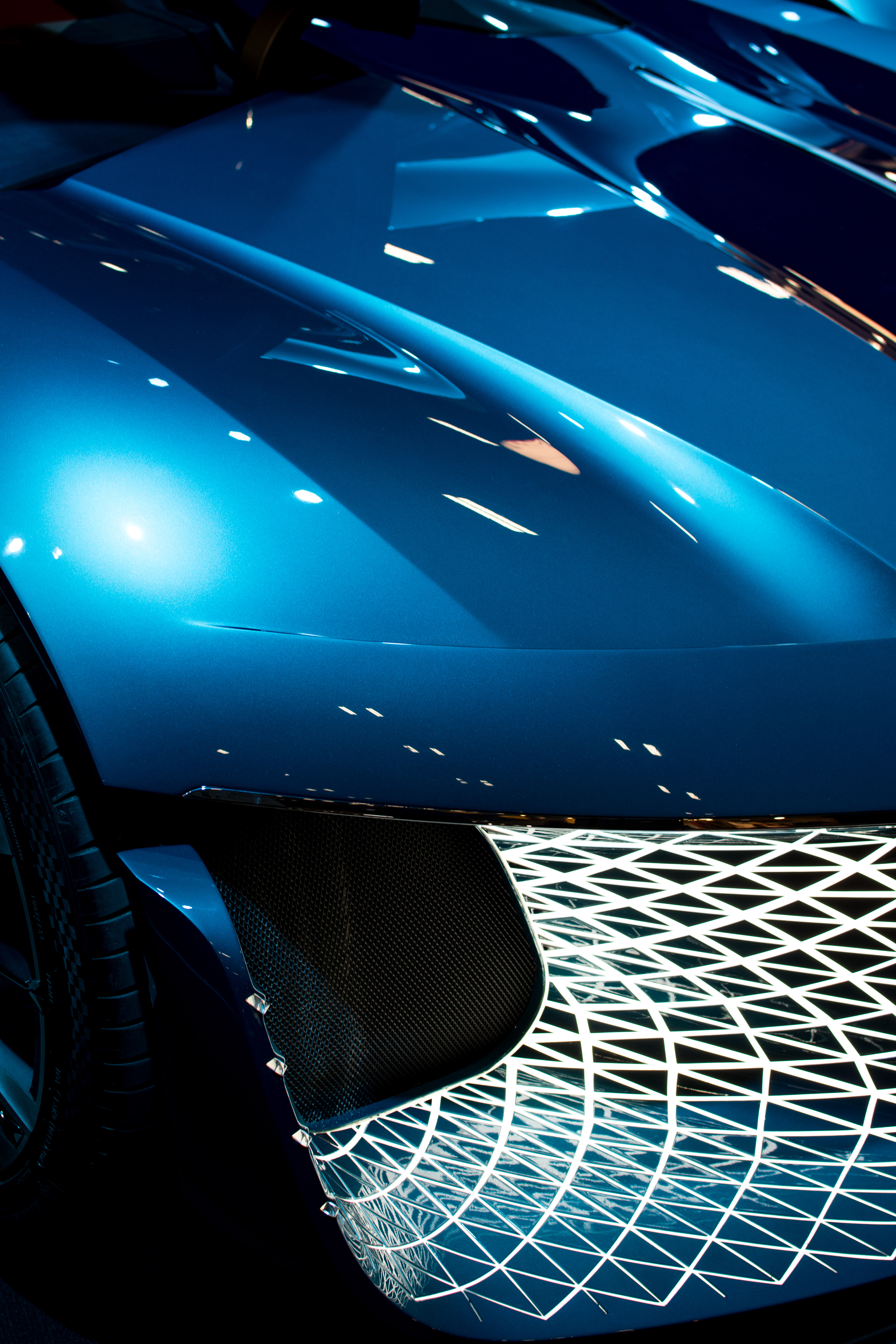 Concept DS X E Tense