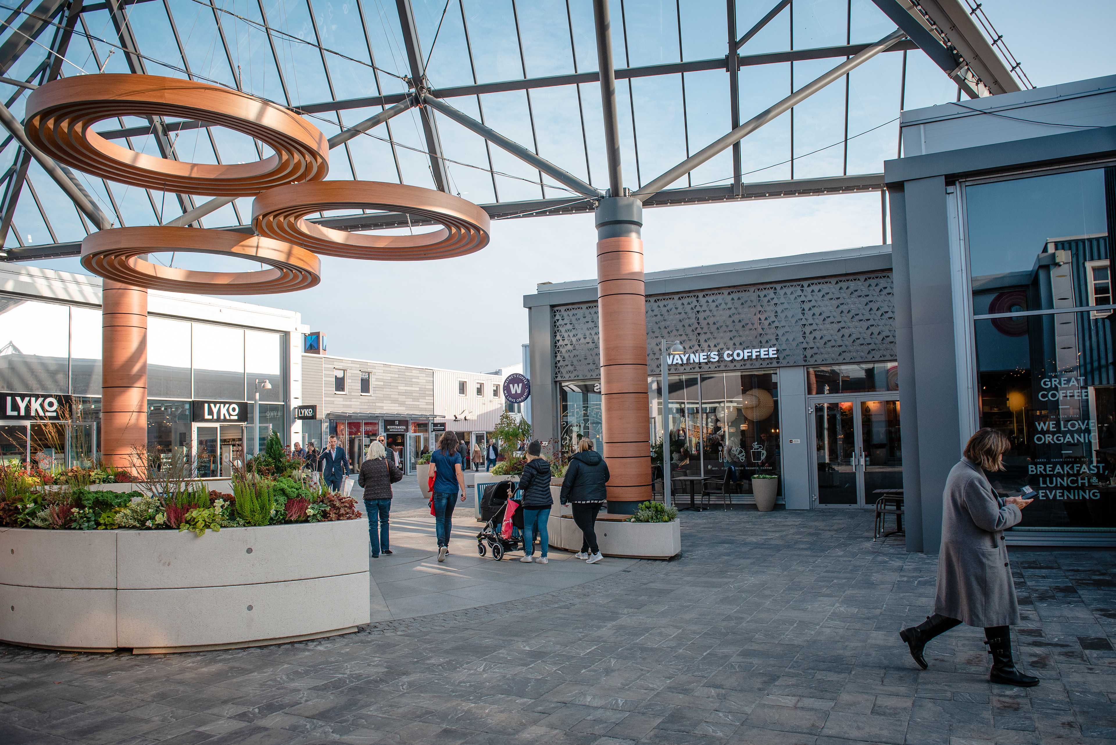 Hede Fashion Outlet grand opening, 2019