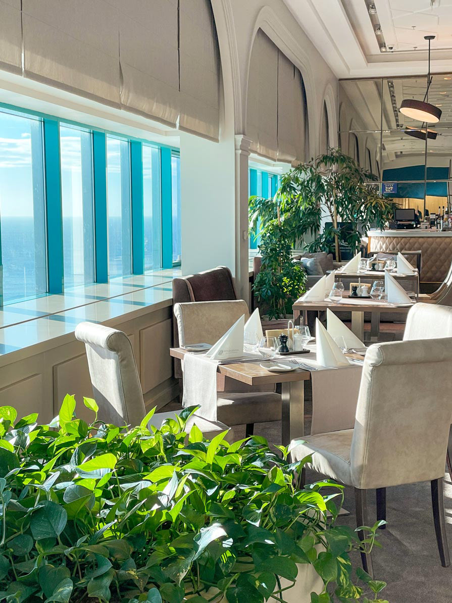 Екзекютив Лаундж